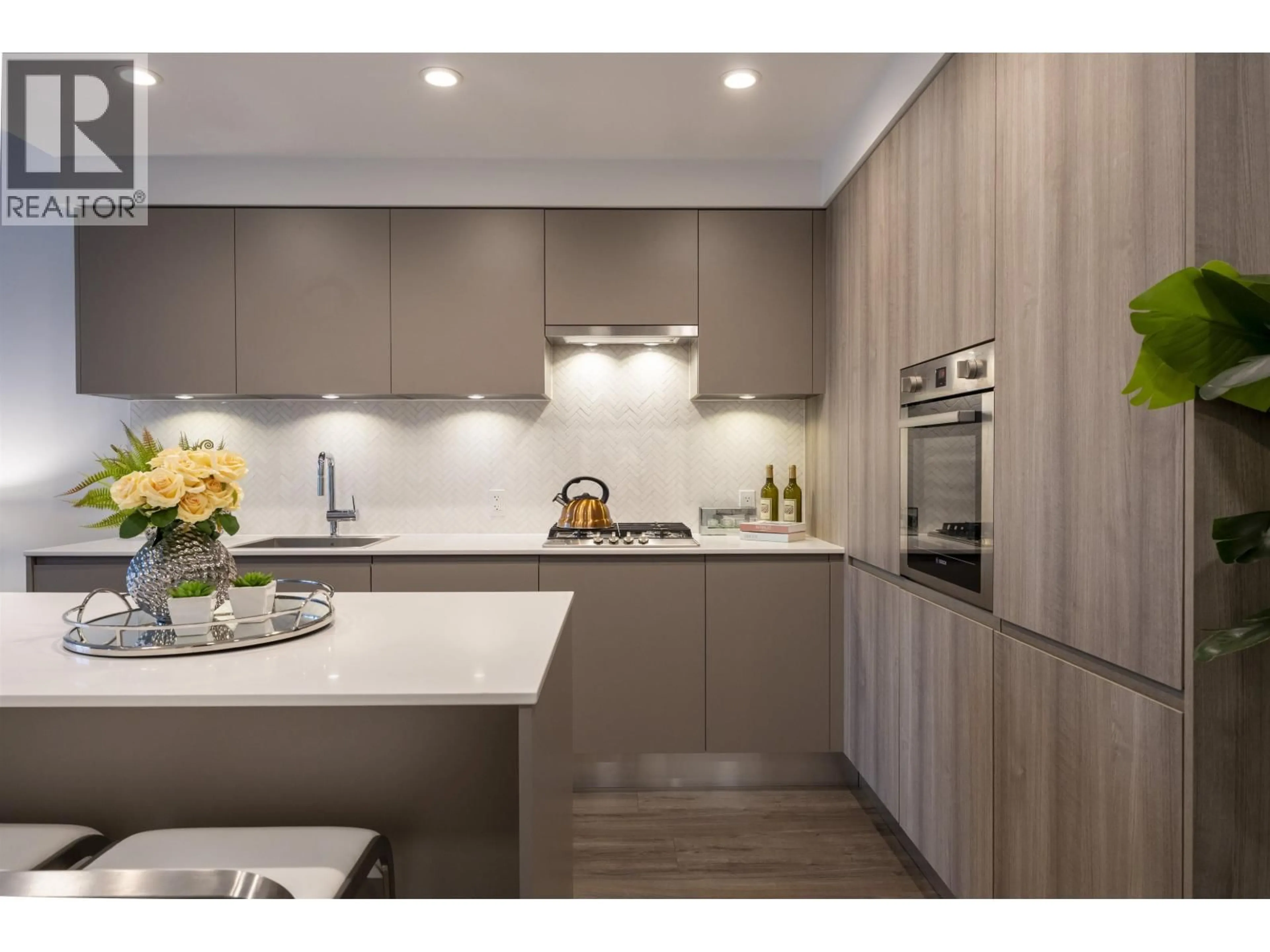 Contemporary kitchen, unknown for 1303 - 3809 EVERGREEN PLACE, Burnaby British Columbia V3J0M1