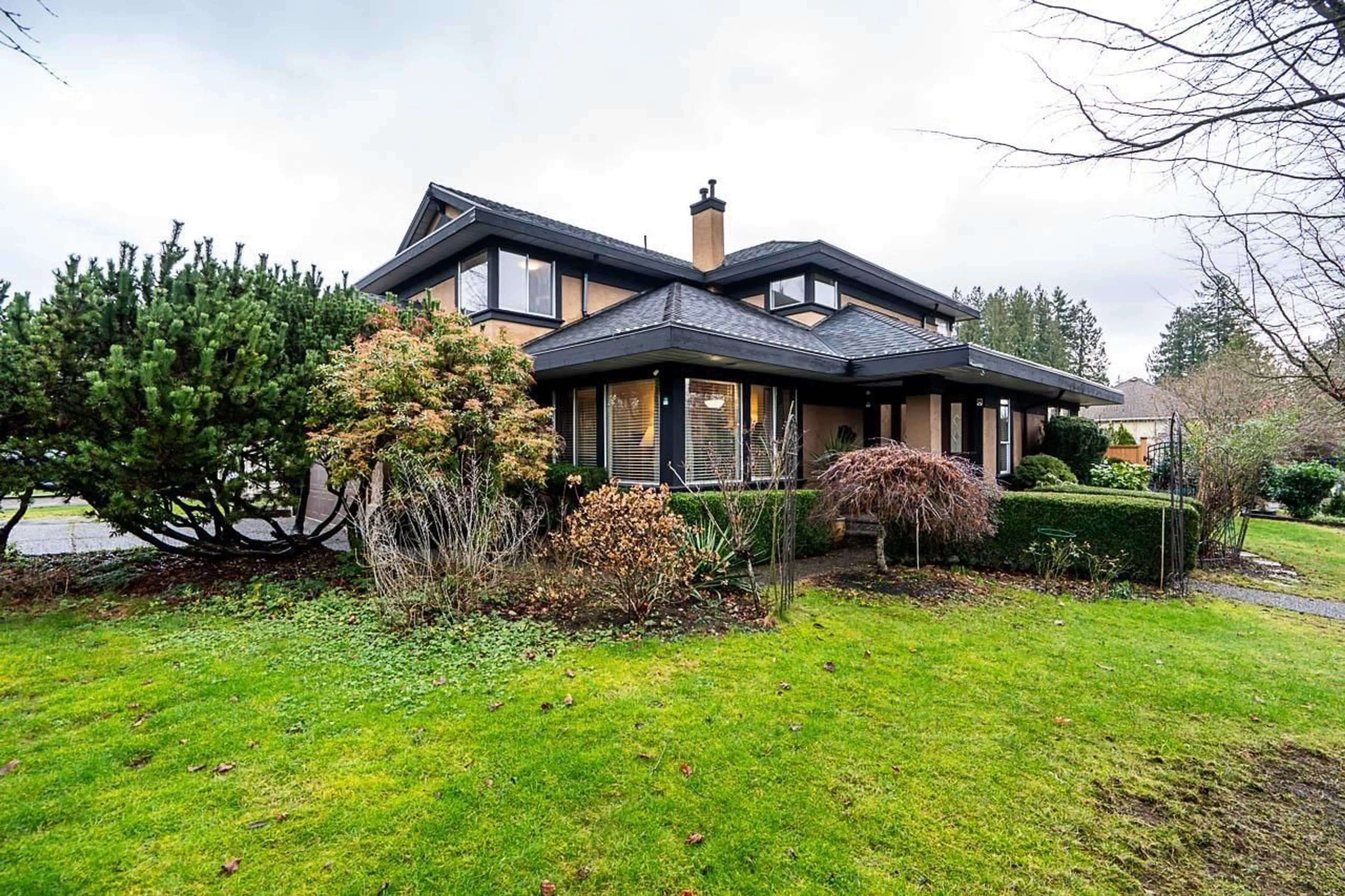 Unknown for 11110 156 STREET, Surrey British Columbia V3R6J8