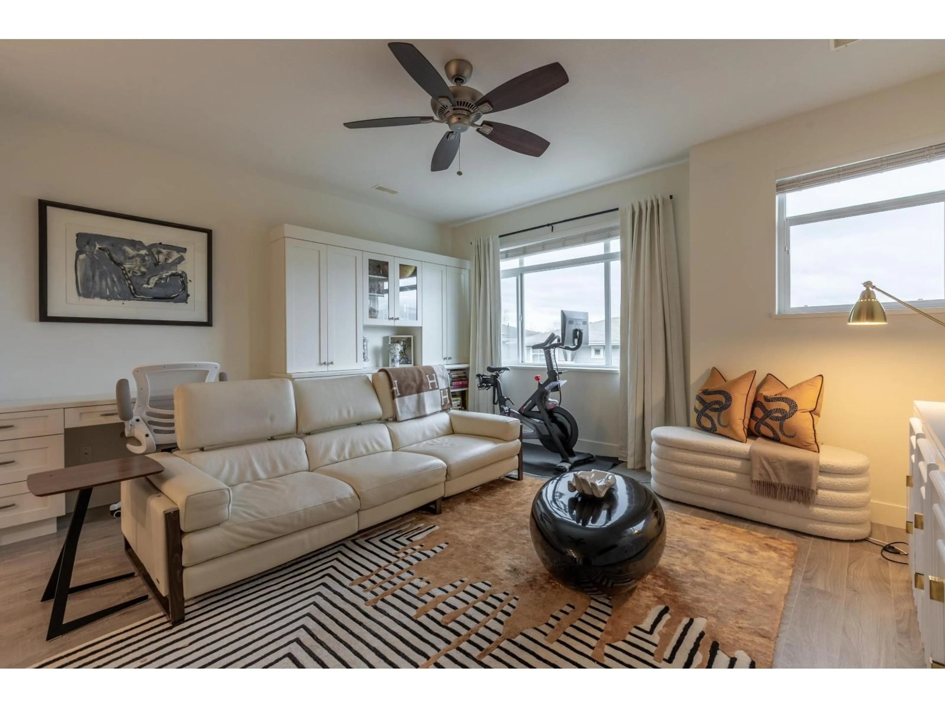 Living room with furniture, unknown for 7 - 34230 ELMWOOD DRIVE, Abbotsford British Columbia V2S0J1