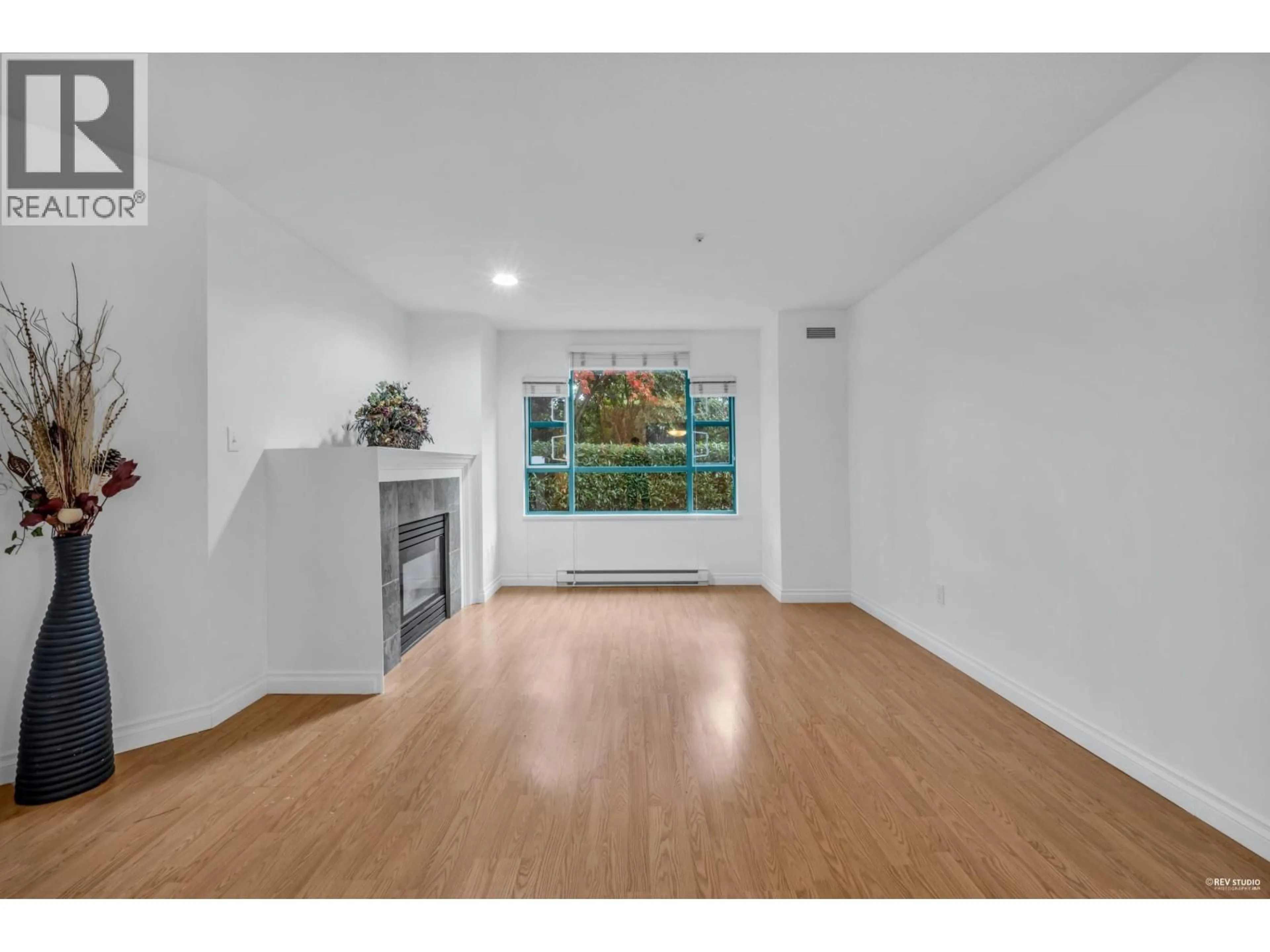 A pic of a room for 104E - 3081 GLEN DRIVE, Coquitlam British Columbia V3B2P8