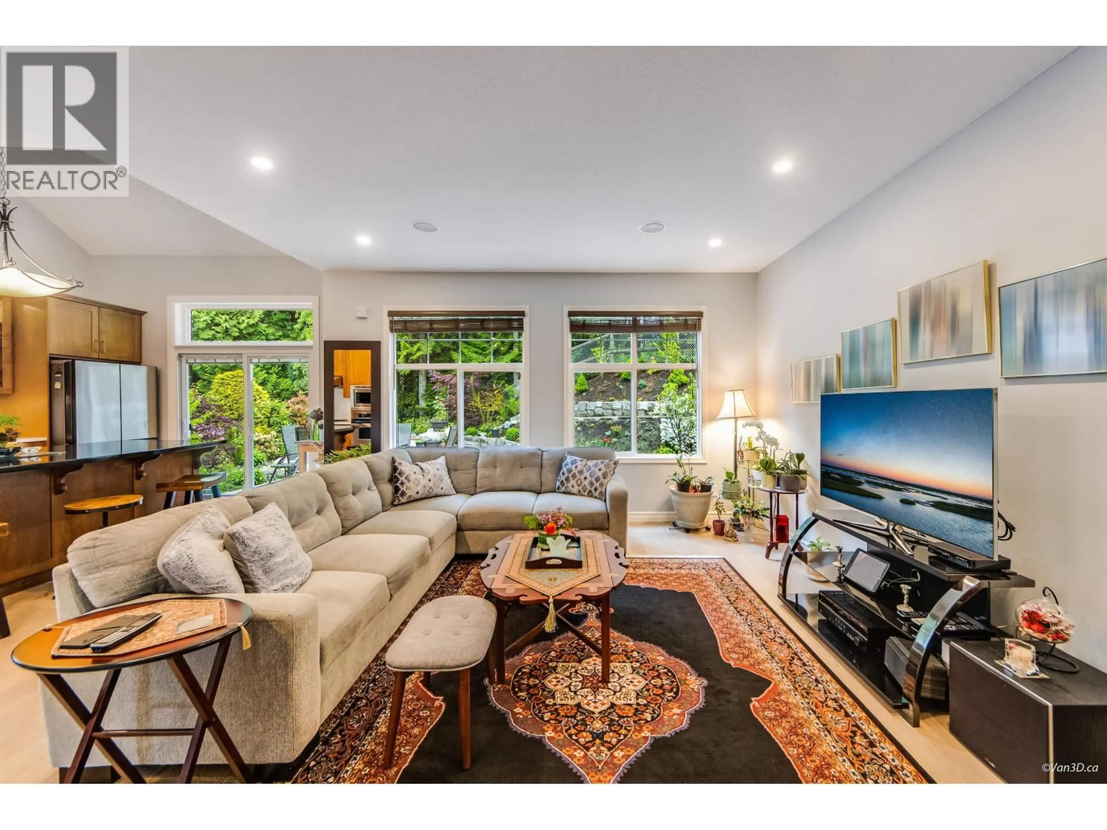 Living room with furniture, unknown for 1701 ARBUTUS PLACE, Coquitlam British Columbia V3E3K2