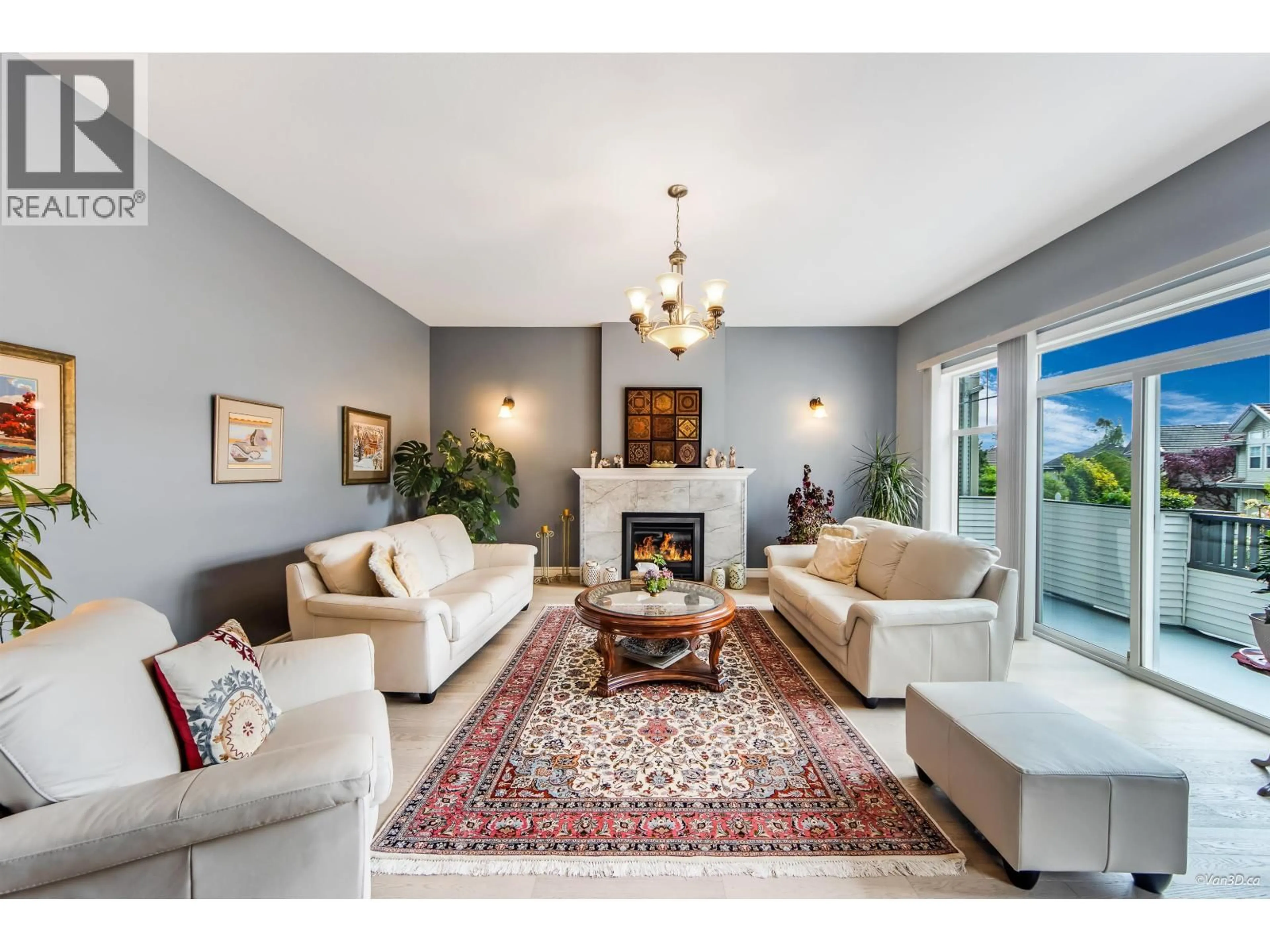 Living room with furniture, unknown for 1701 ARBUTUS PLACE, Coquitlam British Columbia V3E3K2