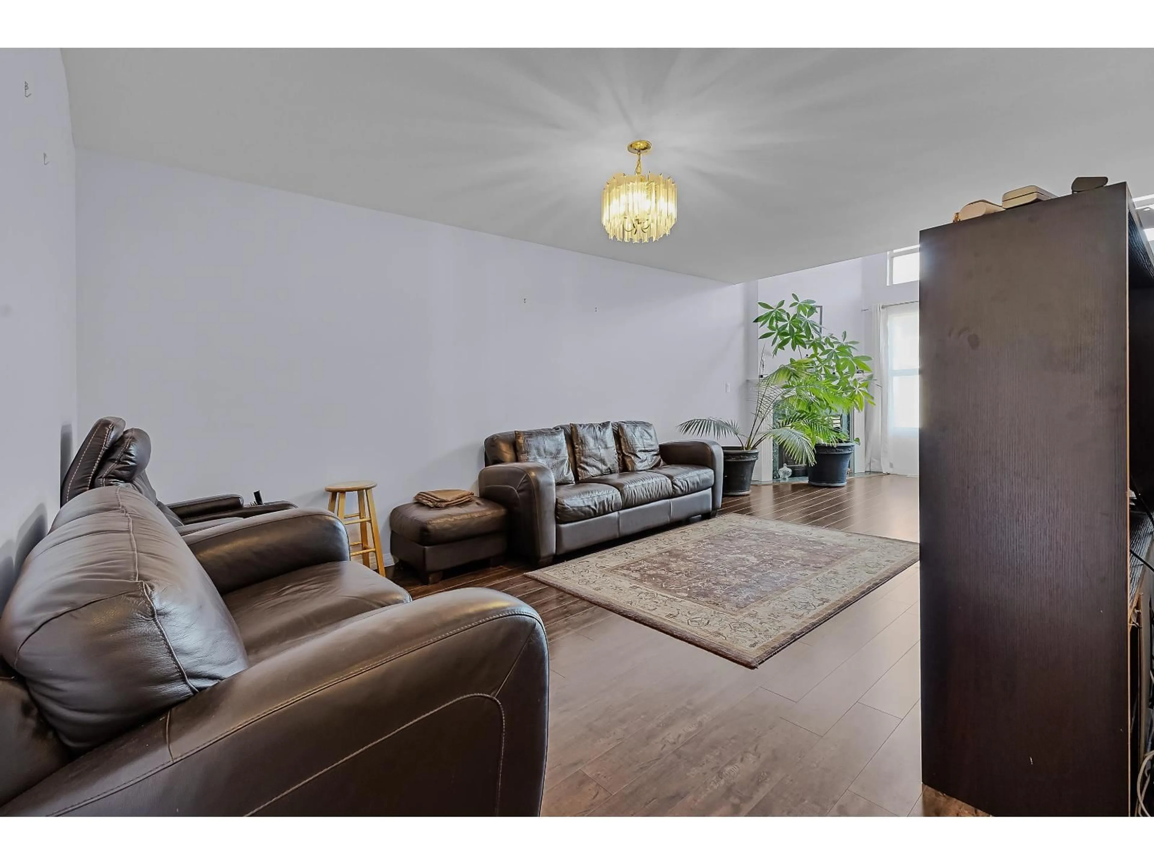 Living room with furniture, unknown for 15 - 7250 122 STREET, Surrey British Columbia V3W1B4