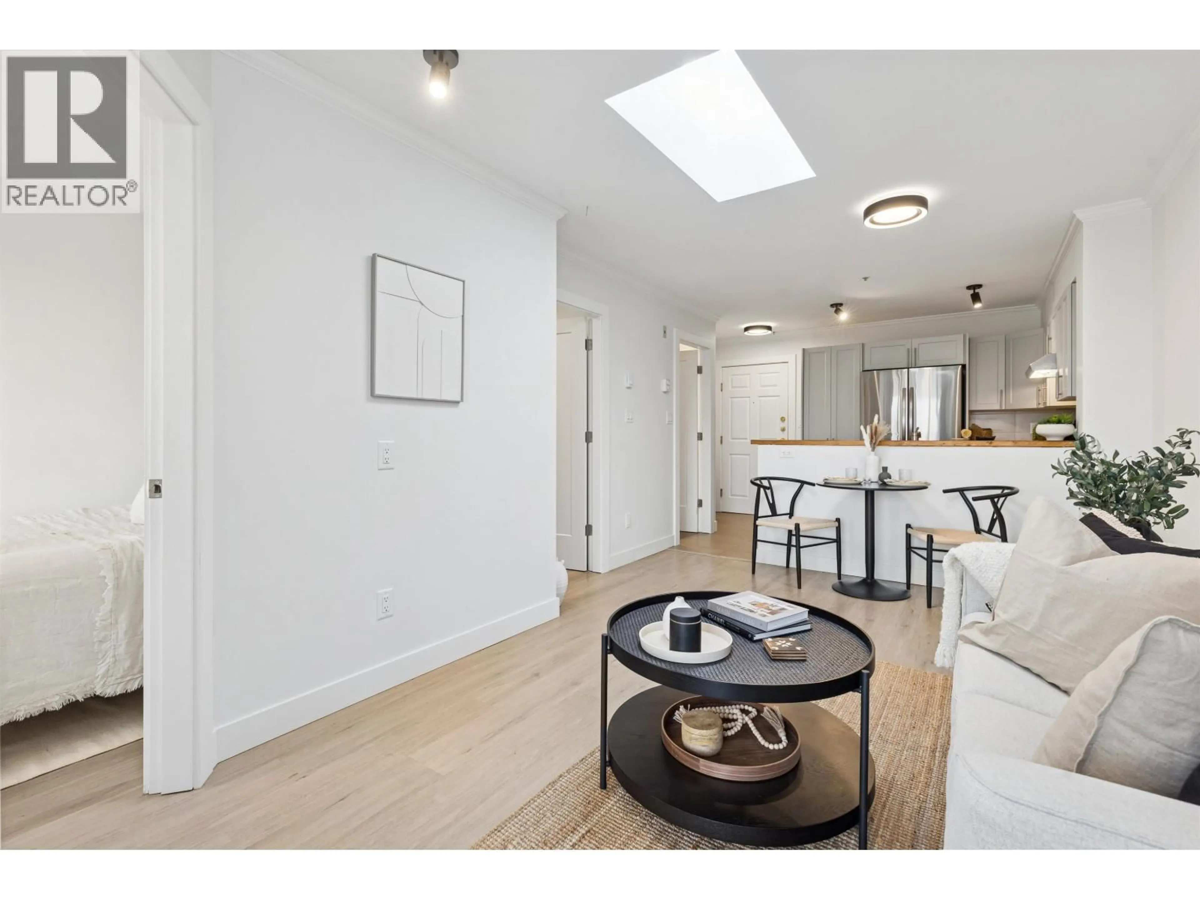 Open concept kitchen, unknown for PH5 - 1503 66TH AVENUE, Vancouver British Columbia V6P2R8