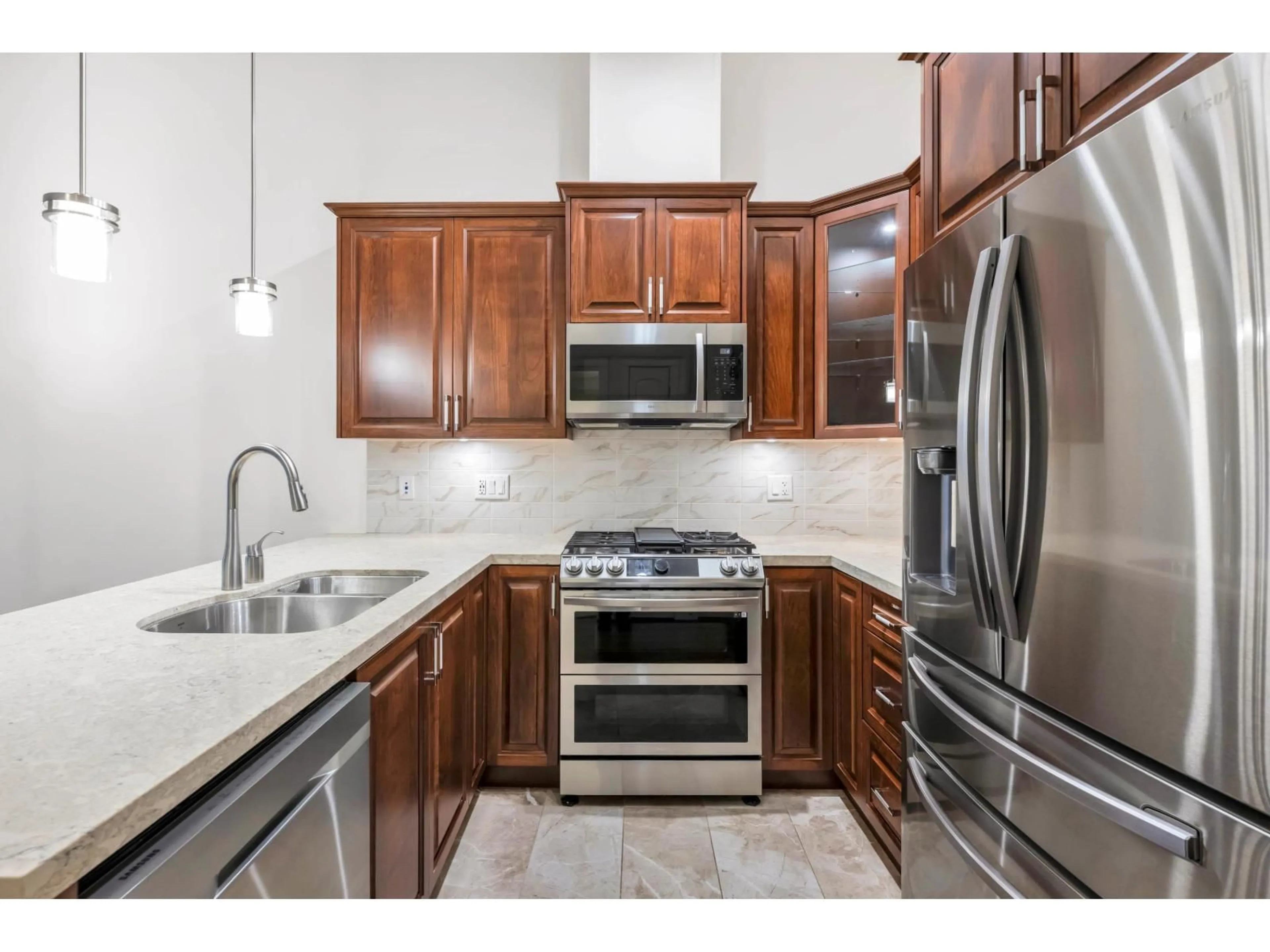 Standard kitchen, ceramic/tile floor for 612 - 8538 203A STREET, Langley British Columbia V2Y3P9