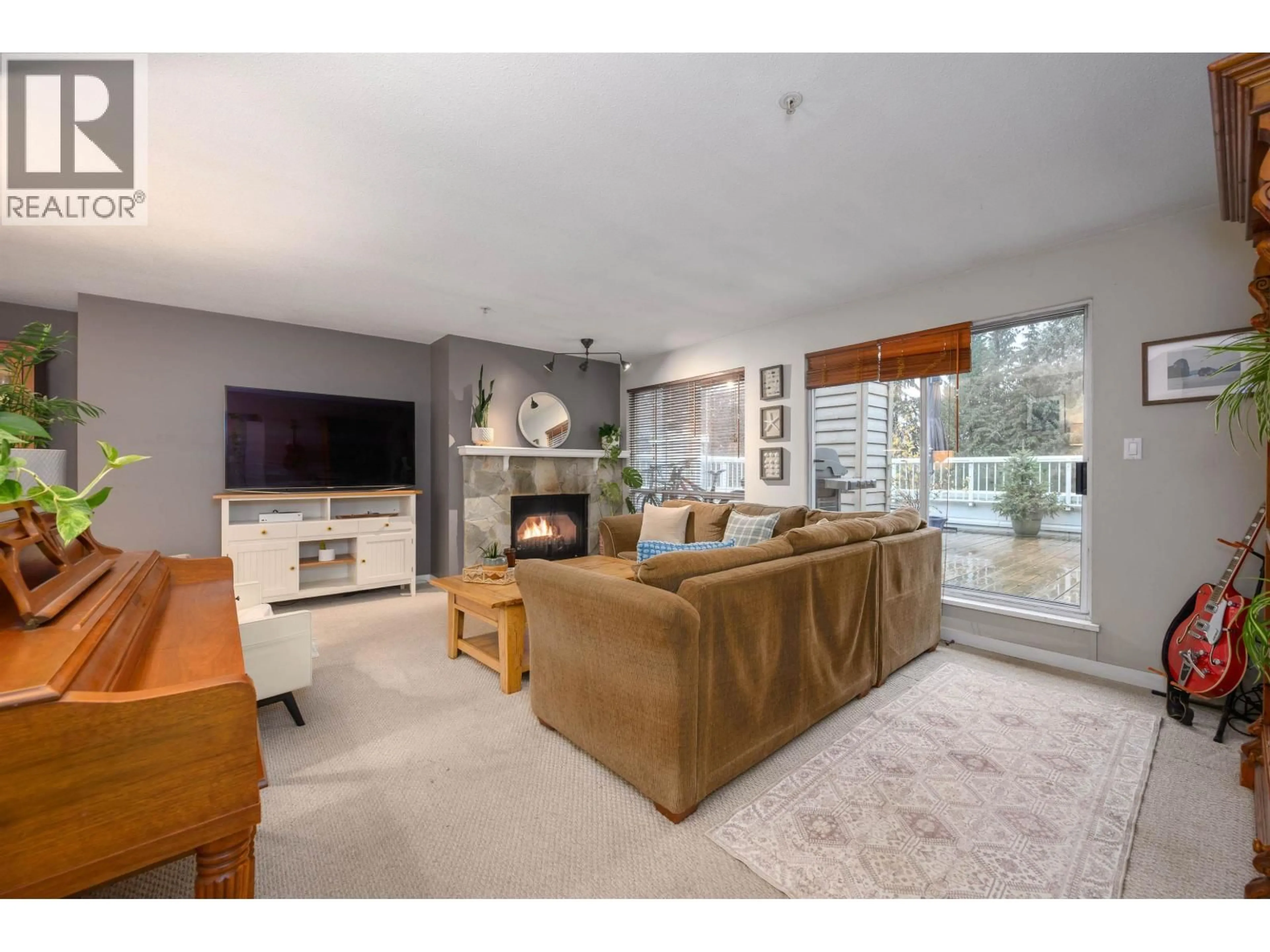 Living room with furniture, unknown for 514 - 1000 BOWRON COURT, North Vancouver British Columbia V7H2W1