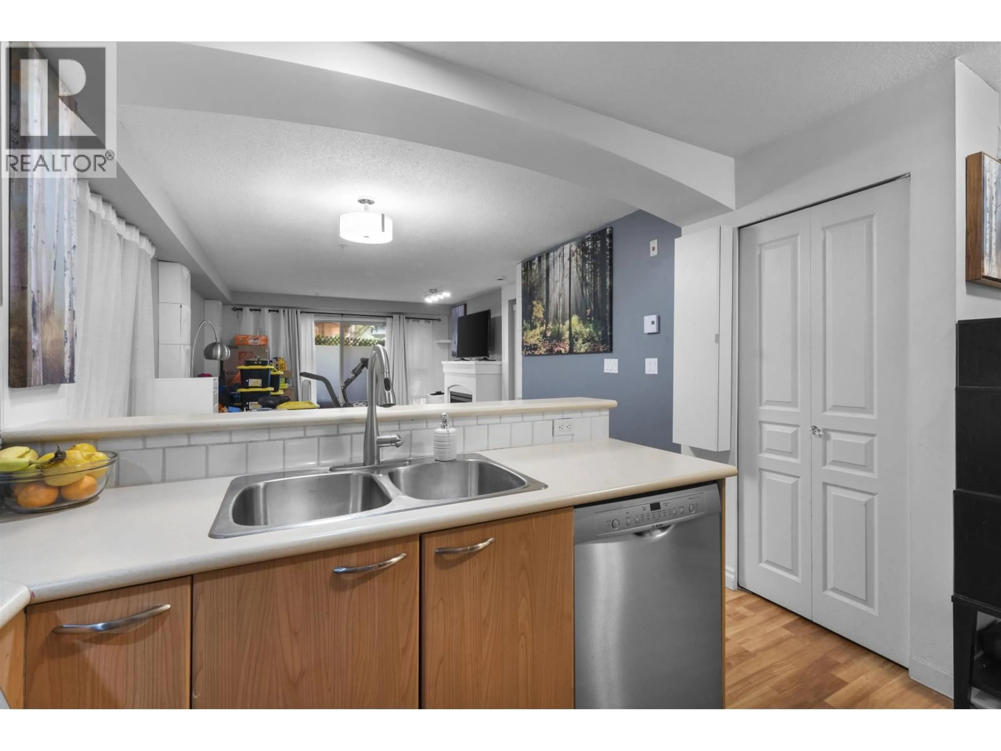 Unknown for 108 - 2958 SILVER SPRINGS BOULEVARD, Coquitlam British Columbia V3E3R9