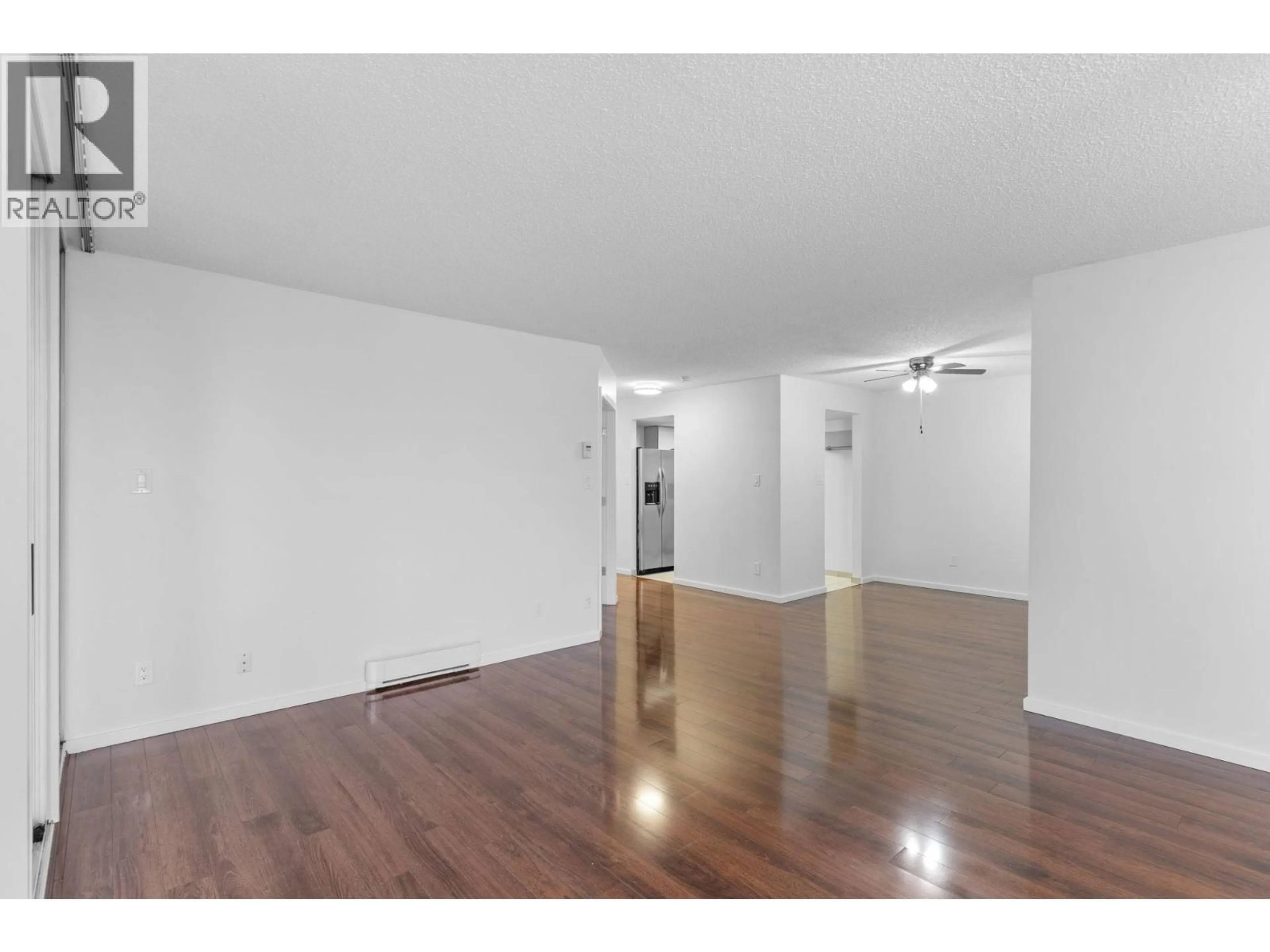 A pic of a room for 606 - 71 JAMIESON COURT, New Westminster British Columbia V3L5R4
