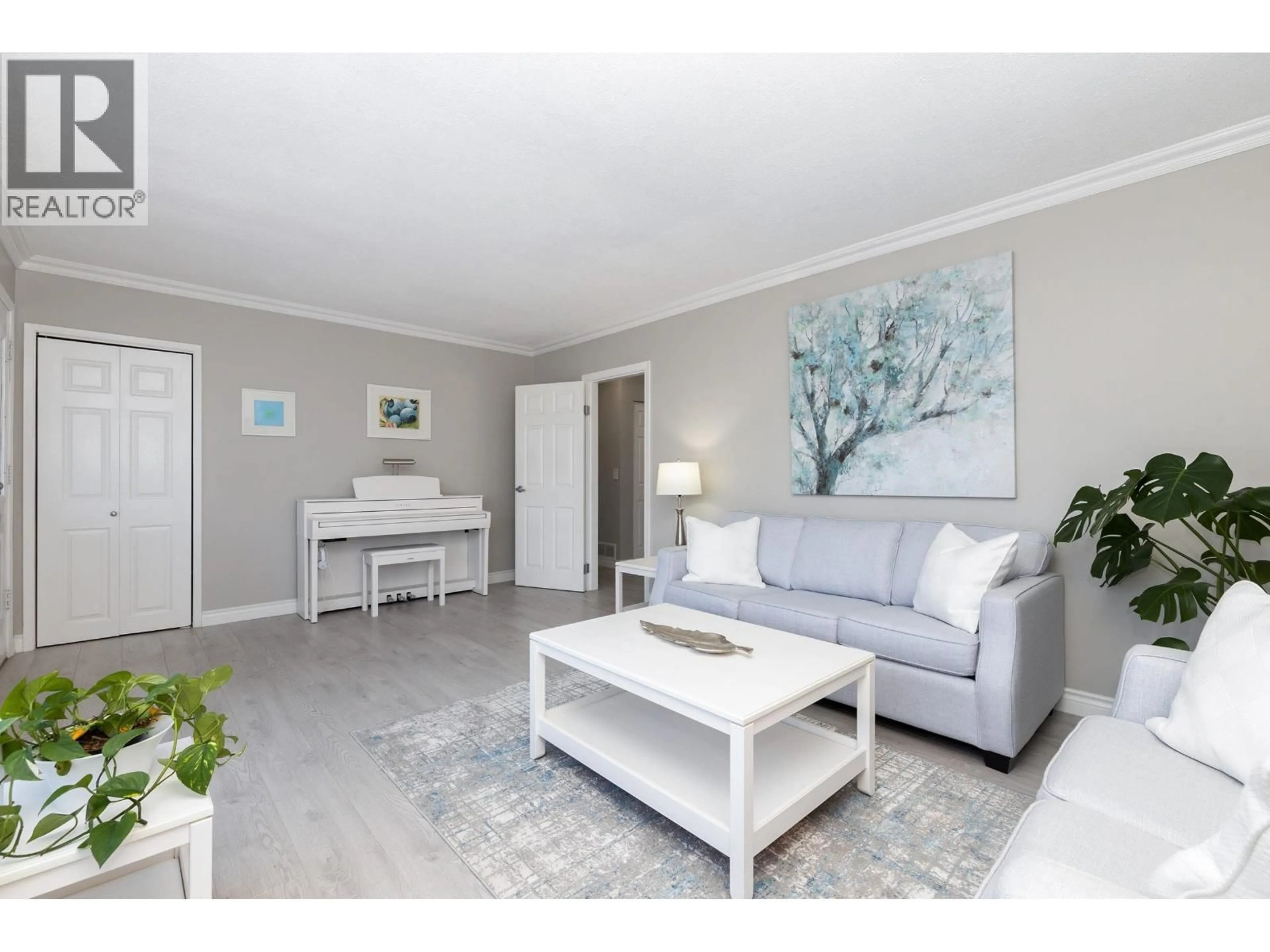 Living room with furniture, unknown for 12437 202 STREET, Maple Ridge British Columbia V2X4T3