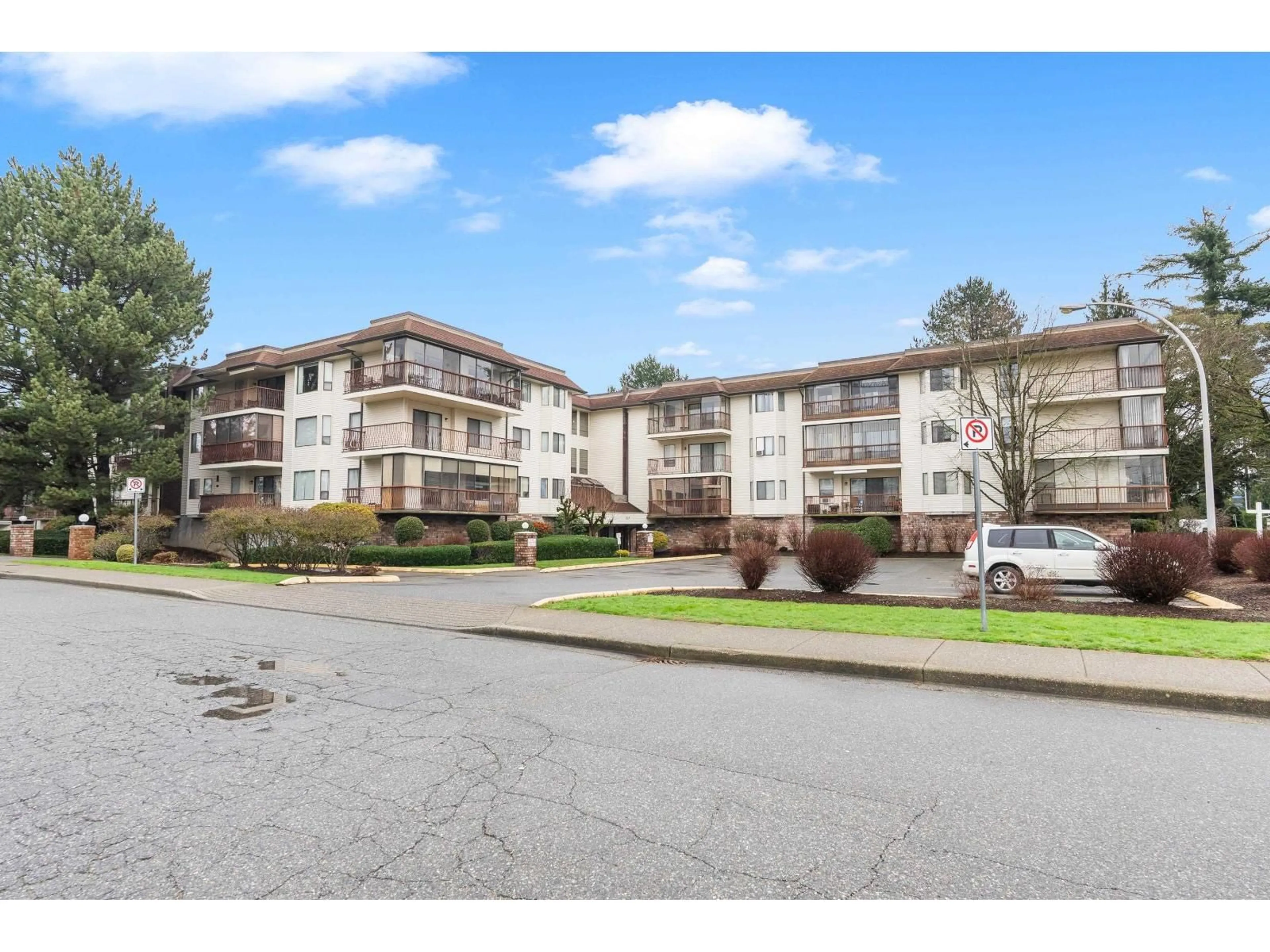 Unknown for 302 - 2414 CHURCH STREET, Abbotsford British Columbia V2T3J7