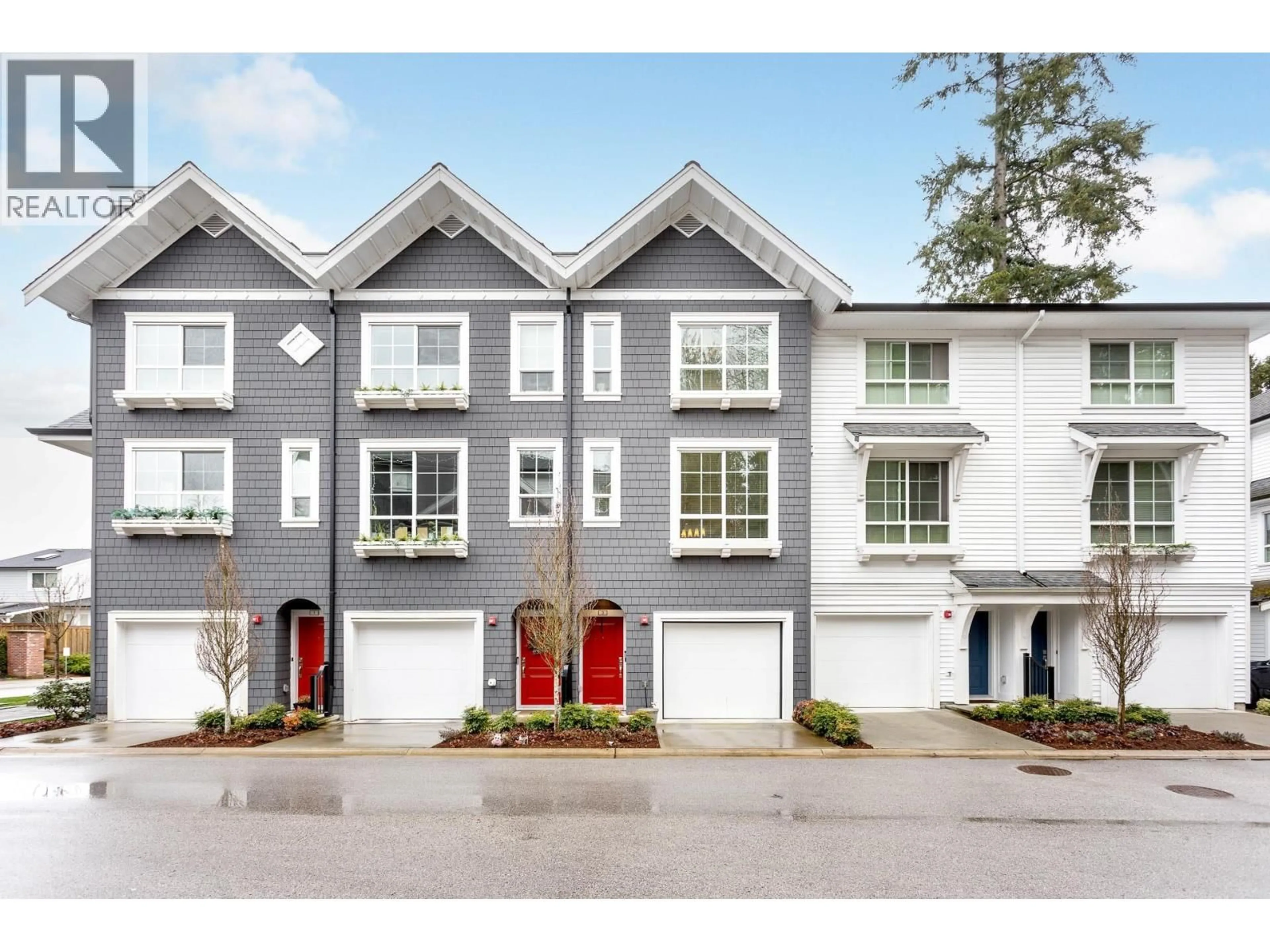 Home with vinyl exterior material, street for 3 - 19696 HAMMOND ROAD, Pitt Meadows British Columbia V3Y0G7