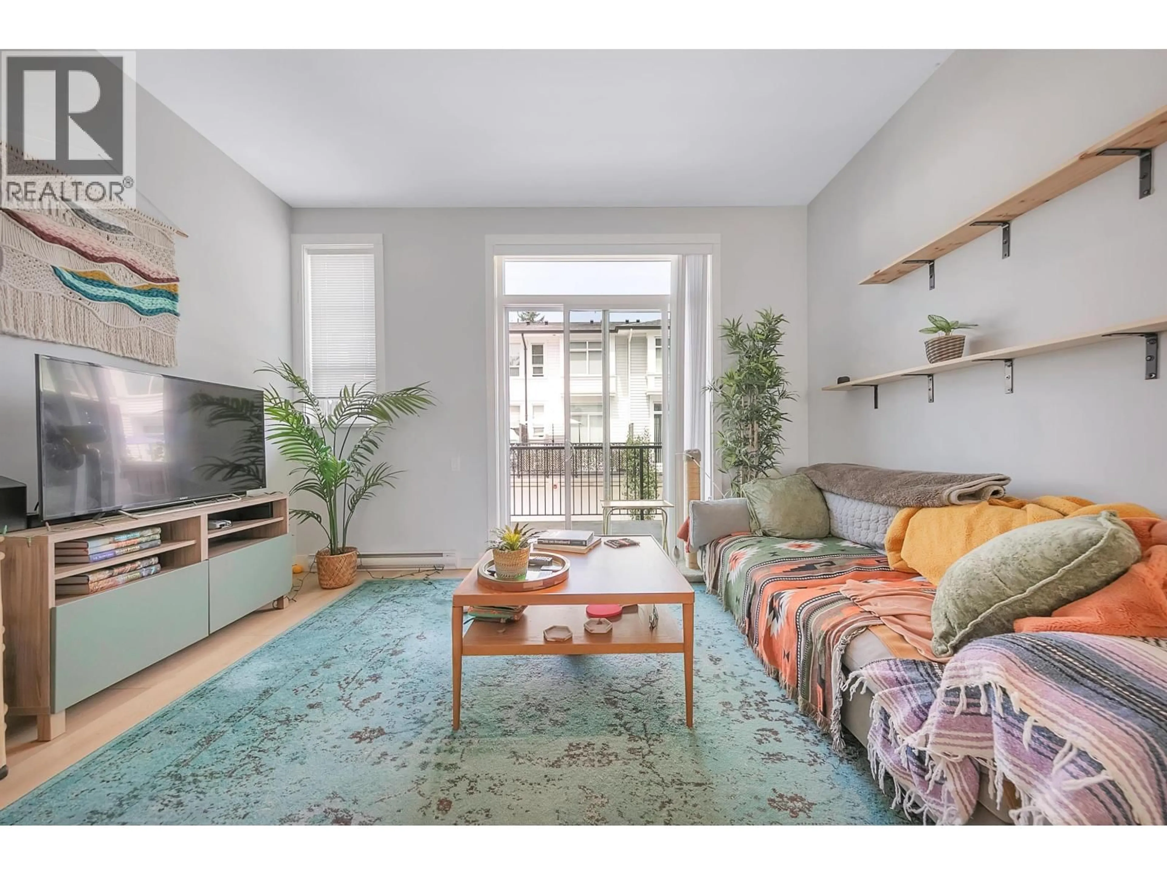 Living room with furniture, unknown for 35 - 19696 HAMMOND ROAD, Pitt Meadows British Columbia V3Y0G7