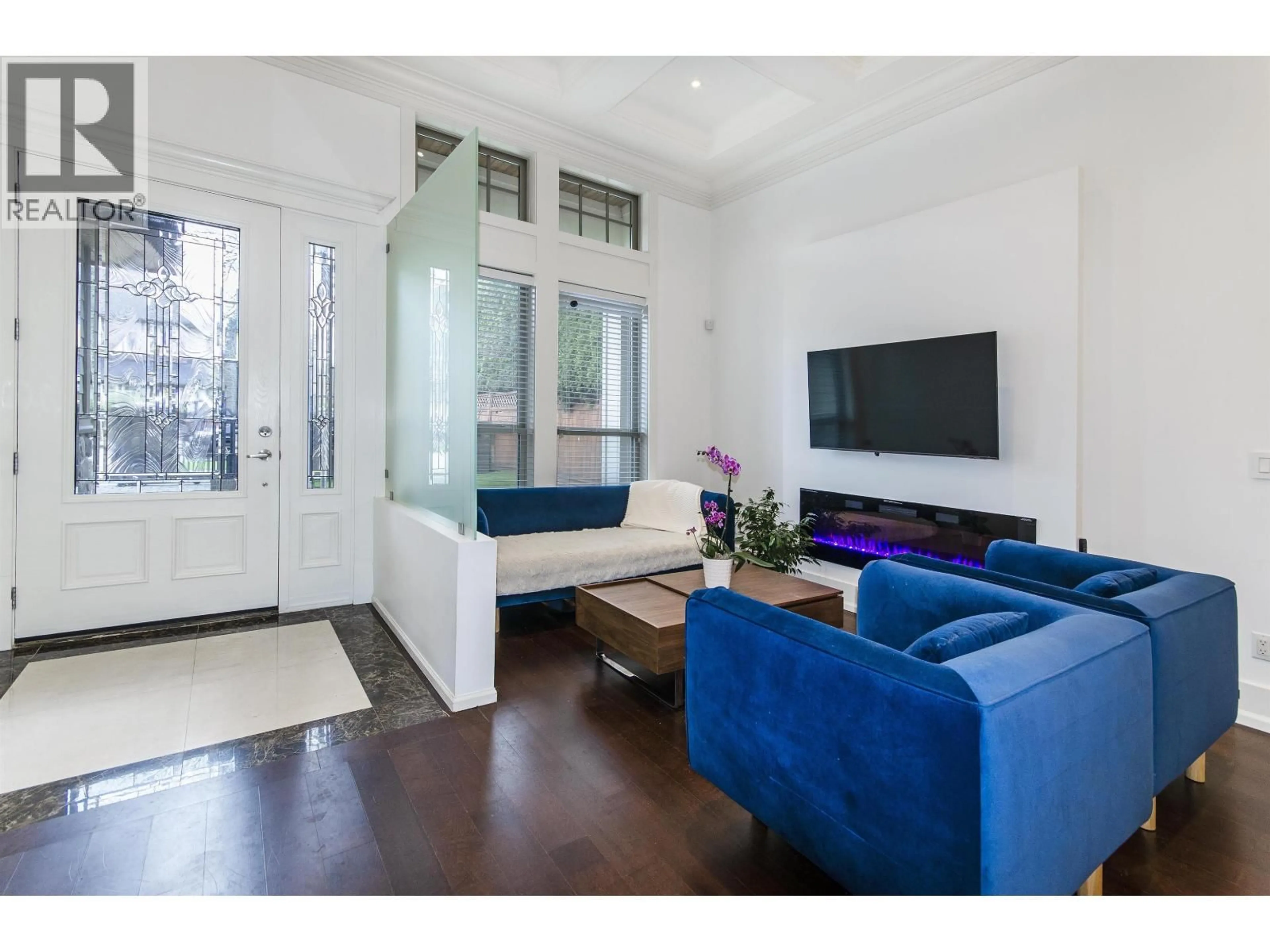 Living room with furniture, unknown for 7682 ARMSTRONG STREET, Richmond British Columbia V6Y0C5