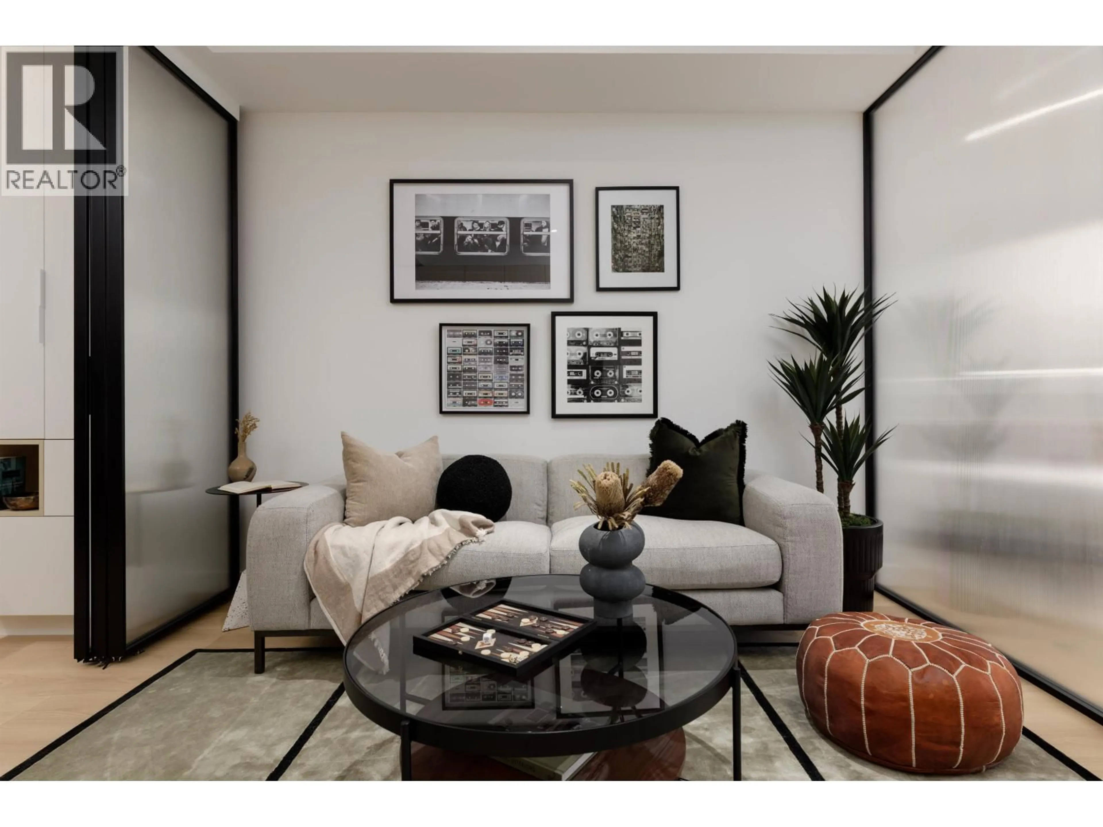 Living room with furniture, unknown for 406 - 2471 SAINT GEORGE STREET, Vancouver British Columbia V5T0L9