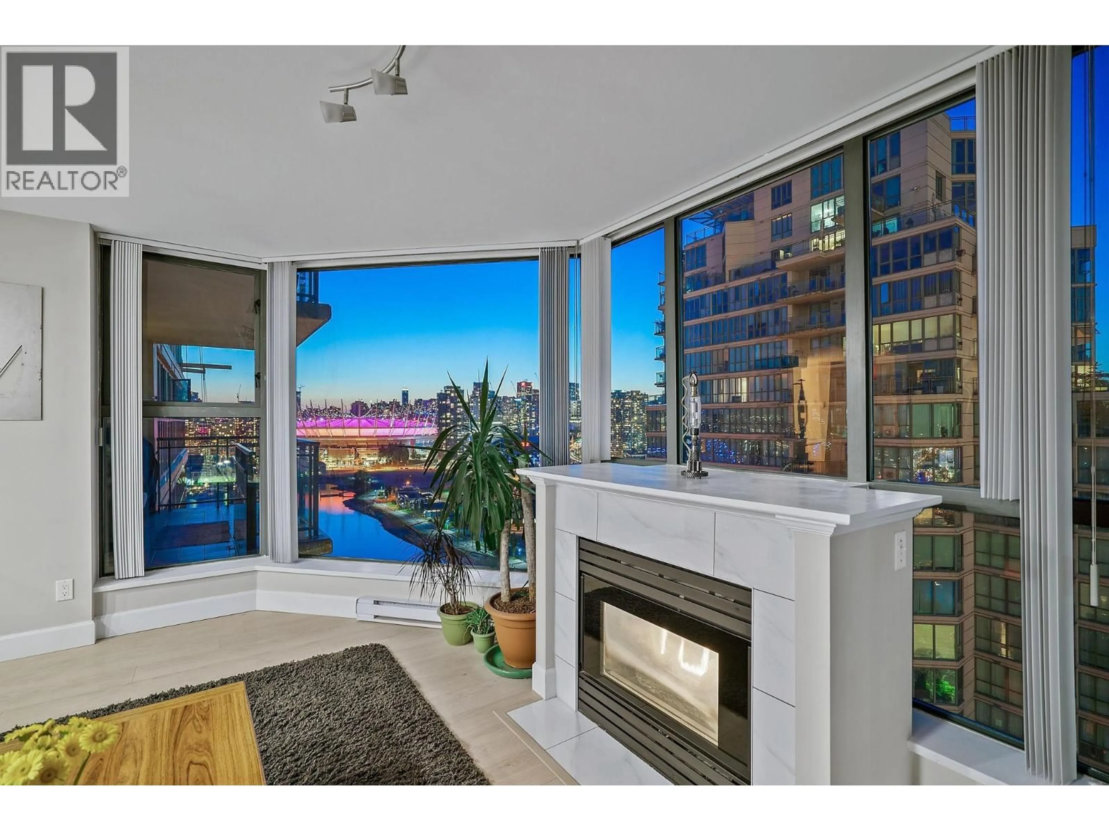 Unknown for 2001 - 1128 QUEBEC STREET, Vancouver British Columbia V6A4E1