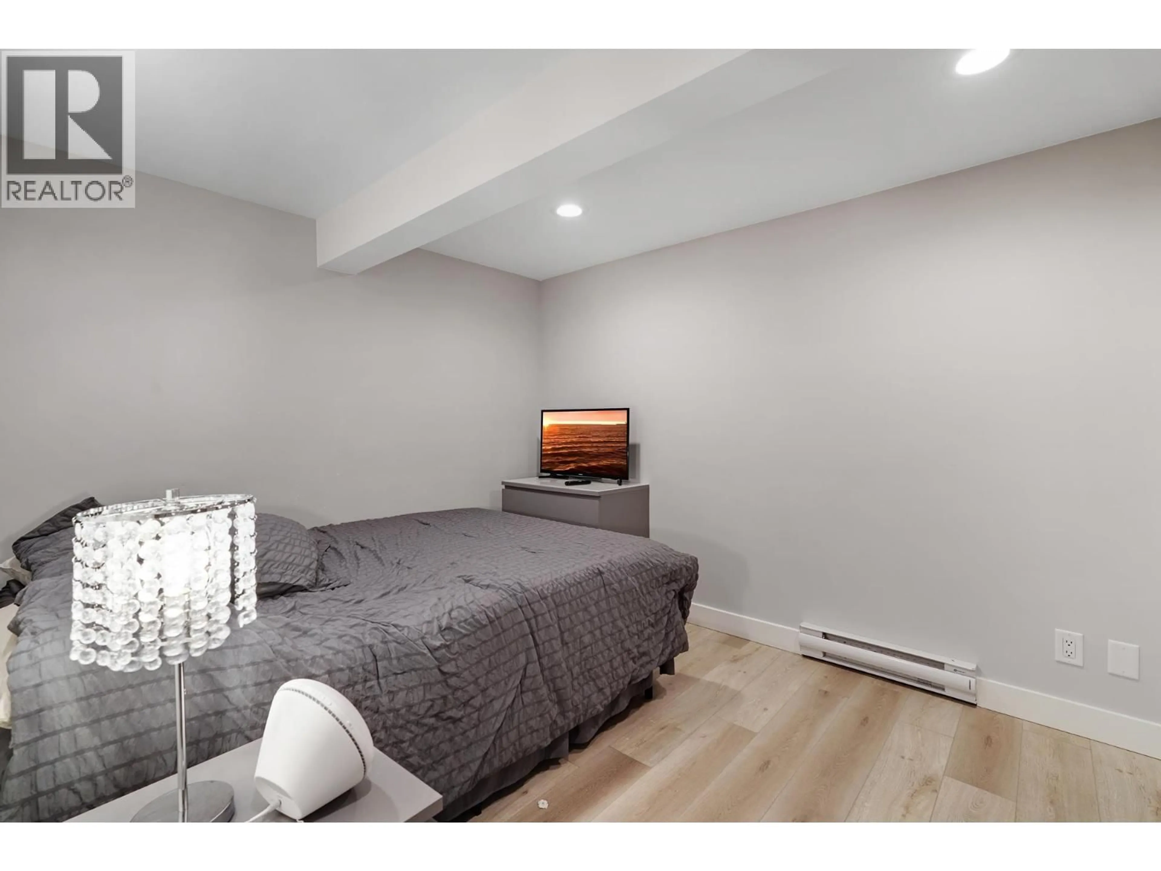 A pic of a room for 5770 MAYVIEW CIRCLE, Burnaby British Columbia V5E4B8