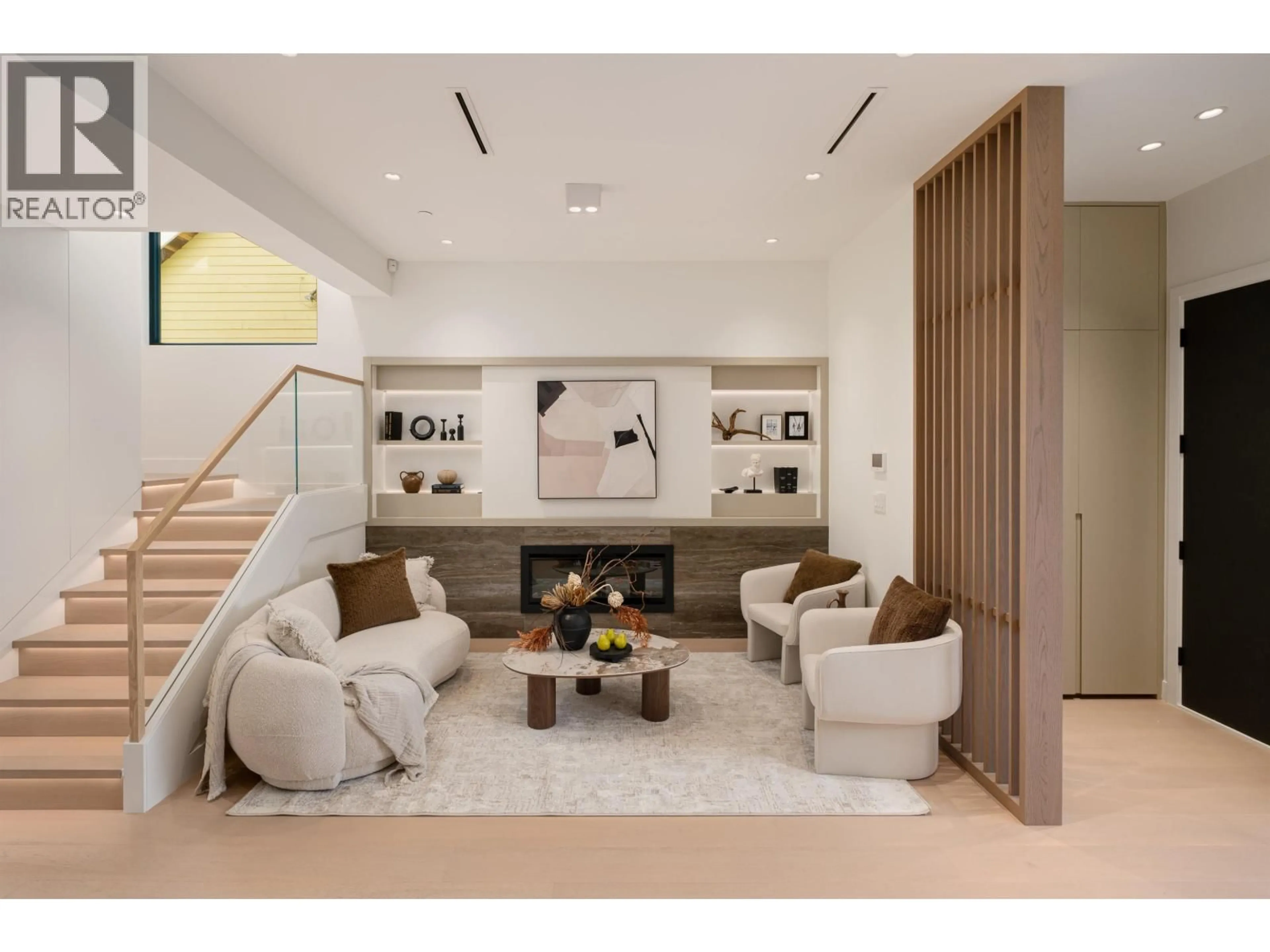 Living room with furniture, unknown for 1 - 4018 21ST AVENUE, Vancouver British Columbia V6S1H9