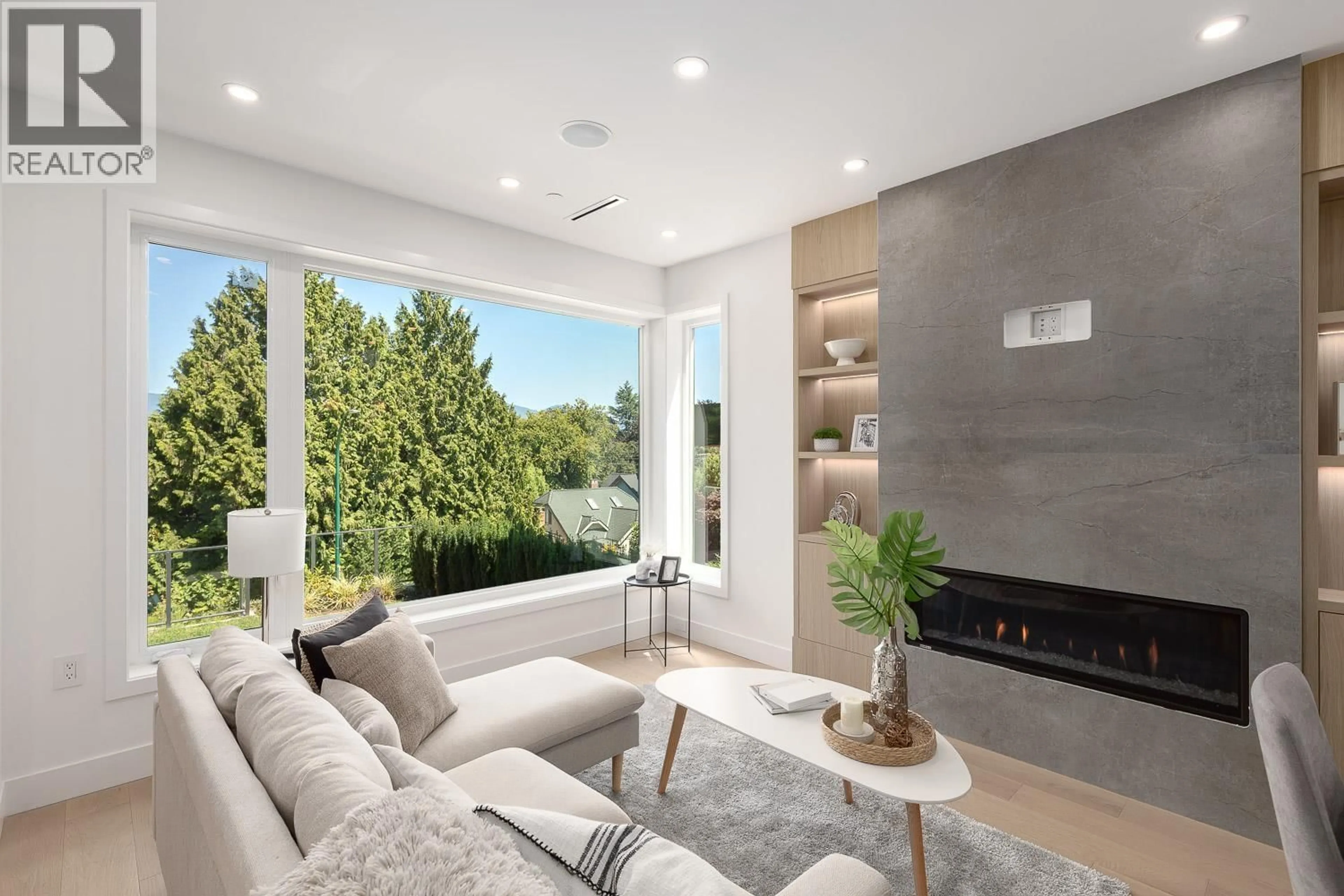 Living room with furniture, unknown for 1 - 3536 14TH AVENUE, Vancouver British Columbia V6R2W4