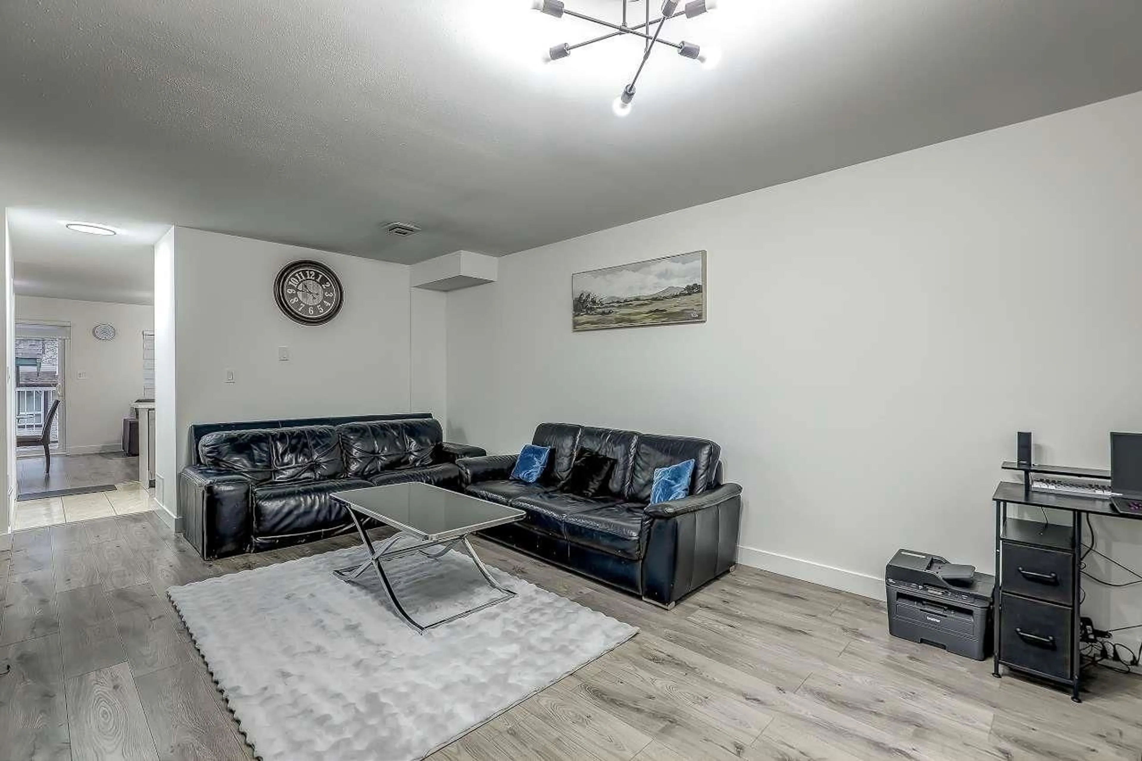 Living room with furniture, unknown for 30 - 12730 66 AVENUE, Surrey British Columbia V3W1P3