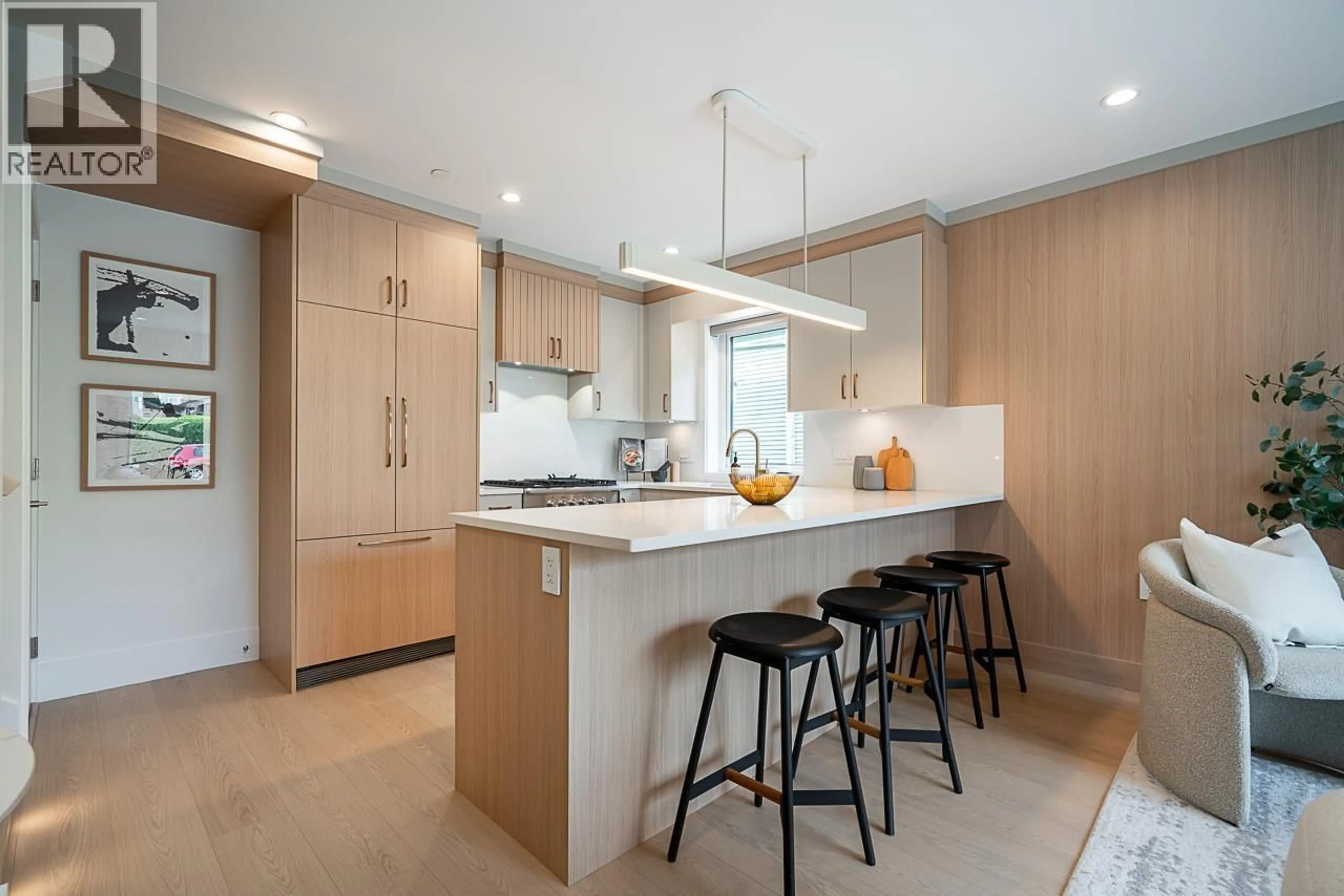 Contemporary kitchen, unknown for 1 - 1816 3RD AVENUE, Vancouver British Columbia V5N1H2