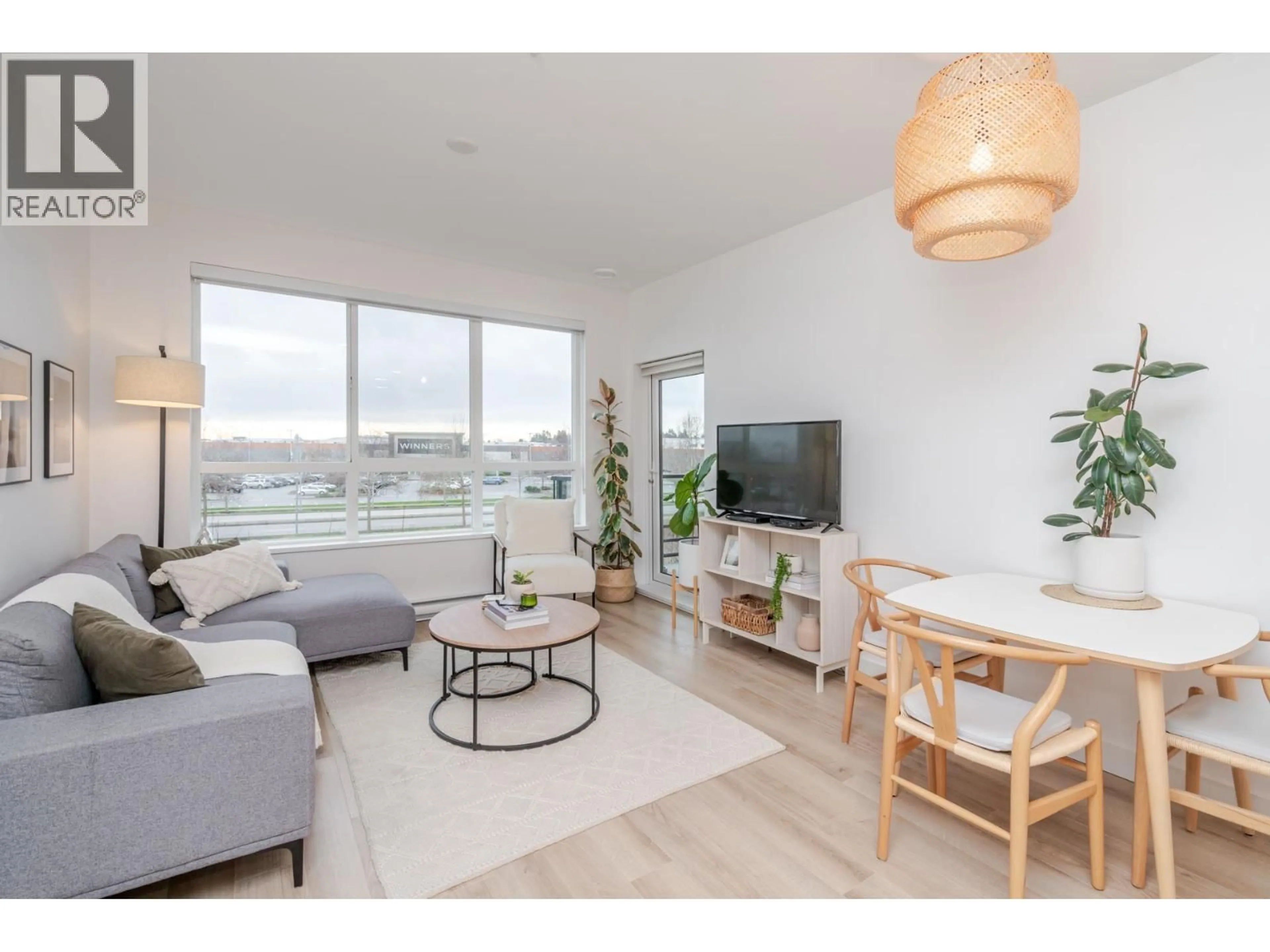 Living room with furniture, unknown for 201 - 1892 STARLING DRIVE, Tsawwassen British Columbia V4M4G2