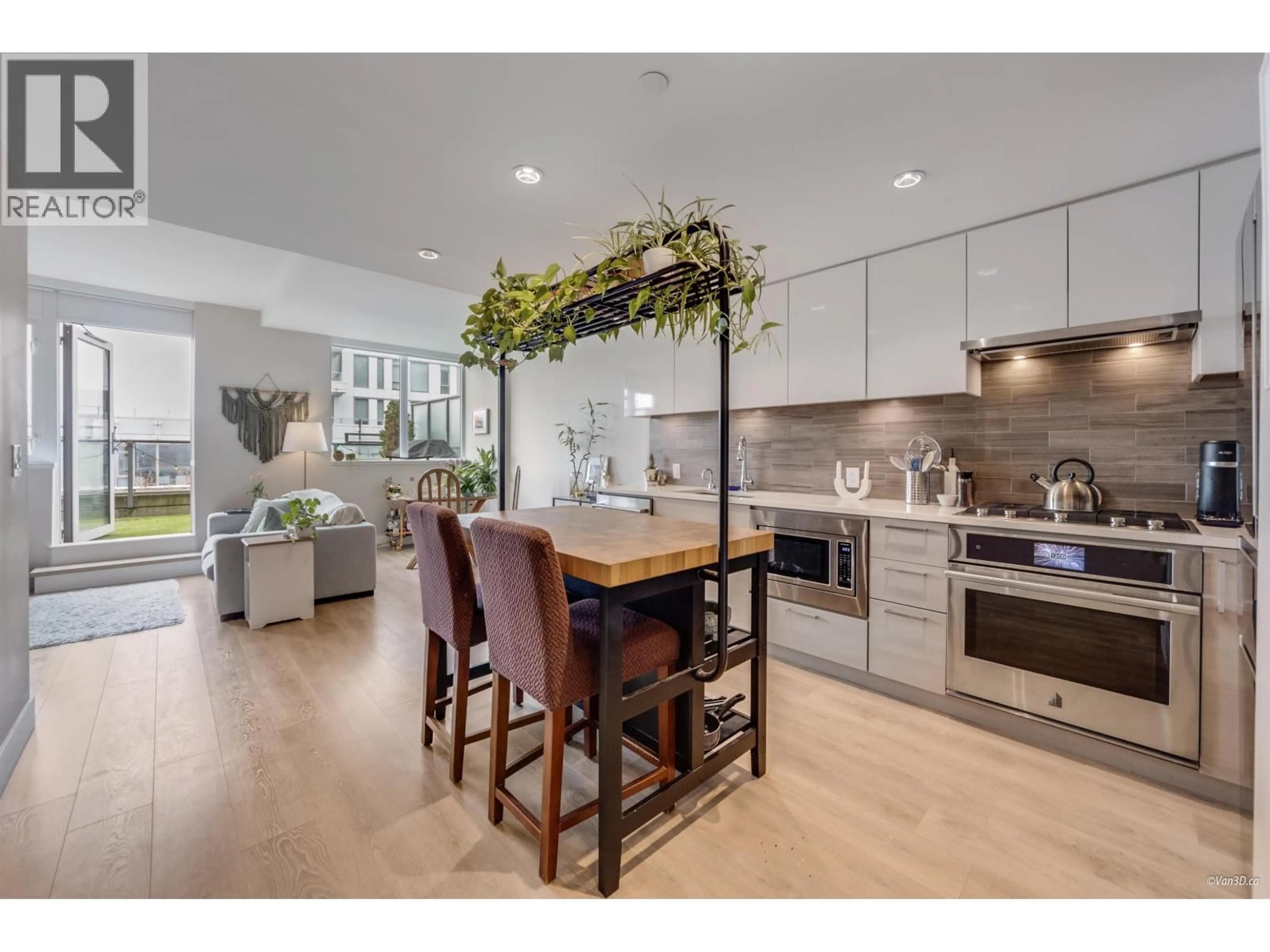 Open concept kitchen, unknown for 505 - 3451 SAWMILL CRESCENT, Vancouver British Columbia V5S0H3