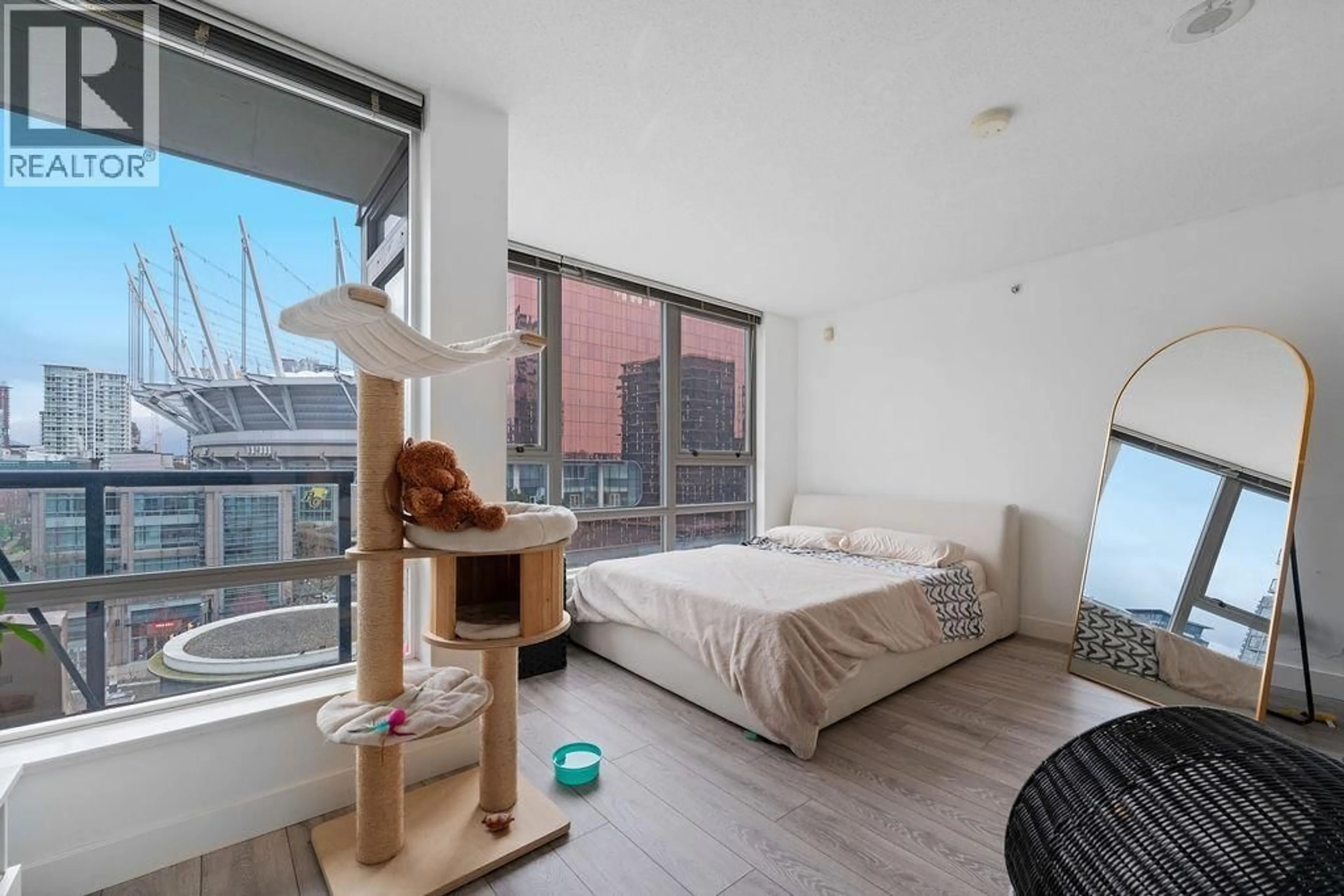 Bedroom with bed, unknown for 1006 - 939 EXPO BOULEVARD, Vancouver British Columbia V6Z3G7