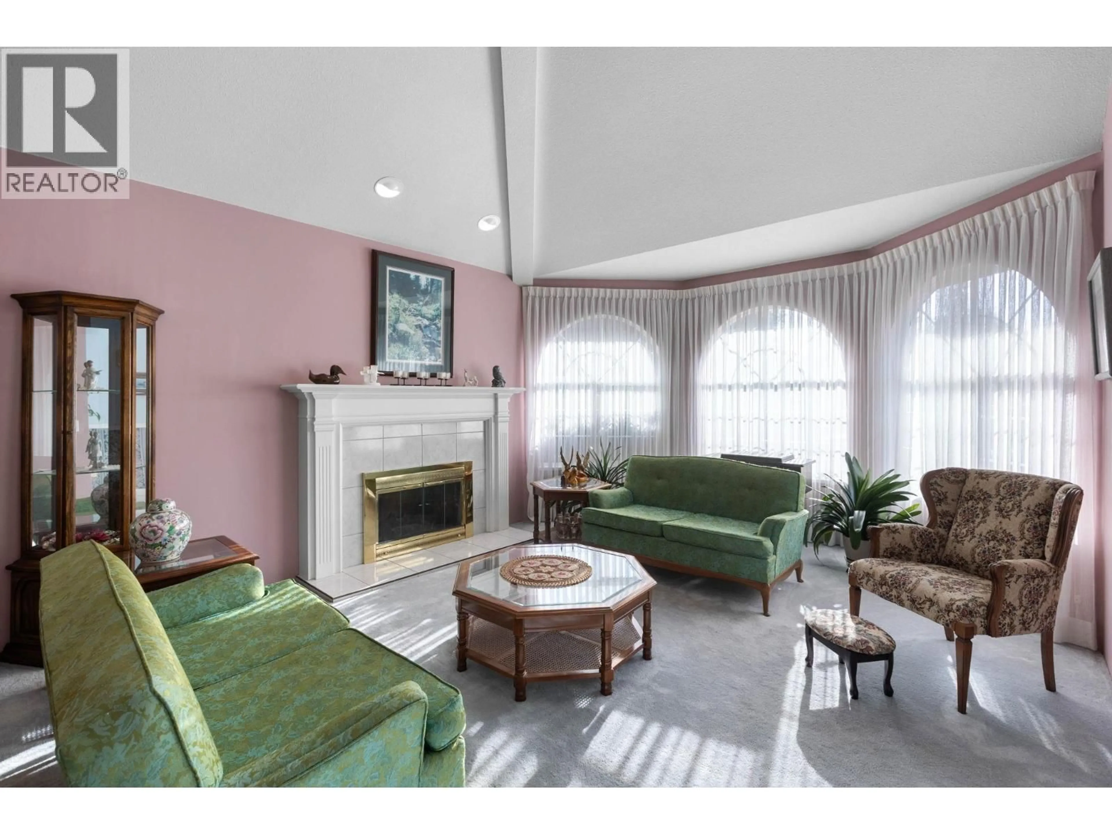 Living room with furniture, unknown for 2826 THIMBLEBERRY COURT, Coquitlam British Columbia V3E2T3