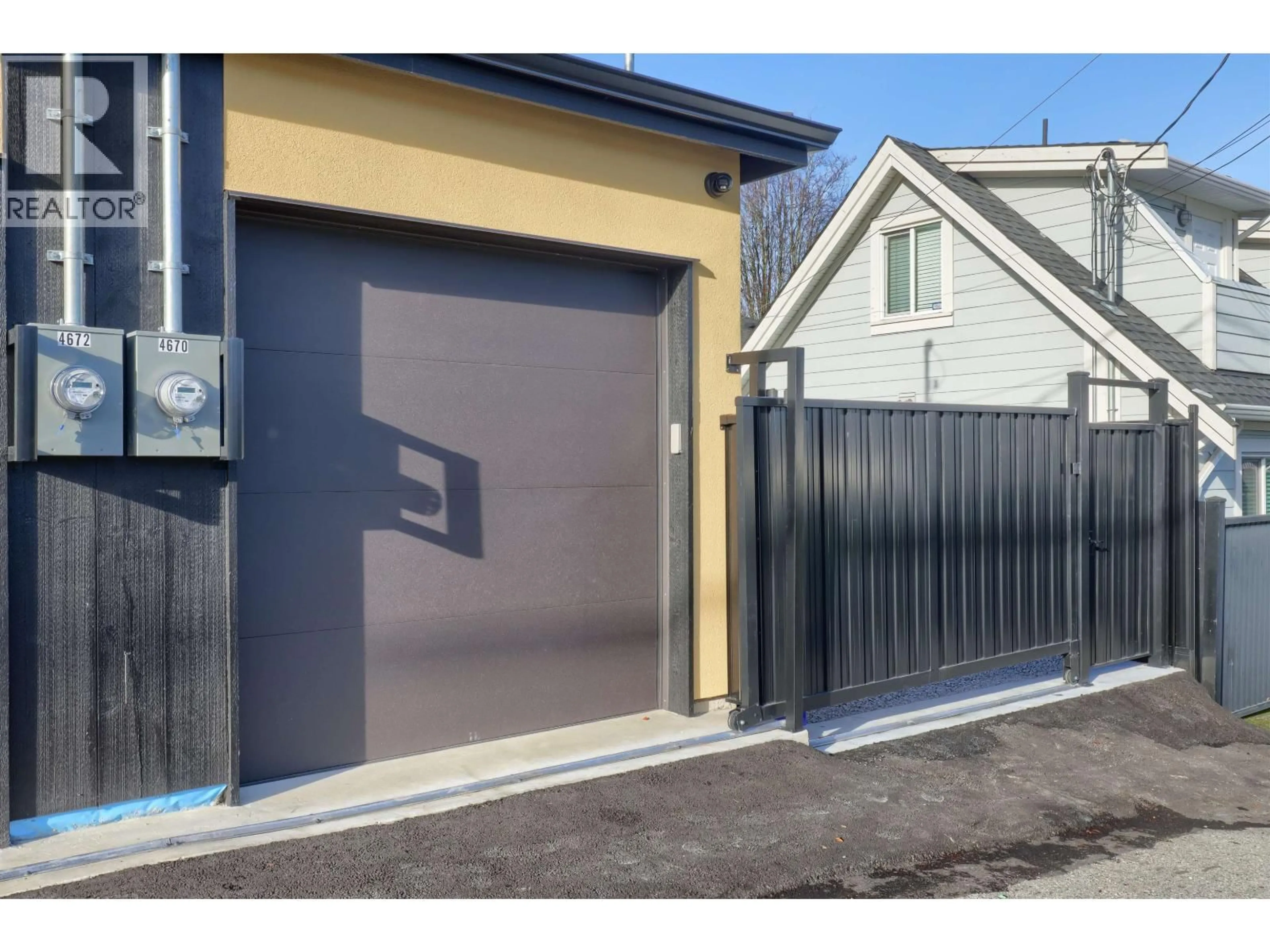 Indoor garage for 4670 TODD STREET, Vancouver British Columbia V5R3P8