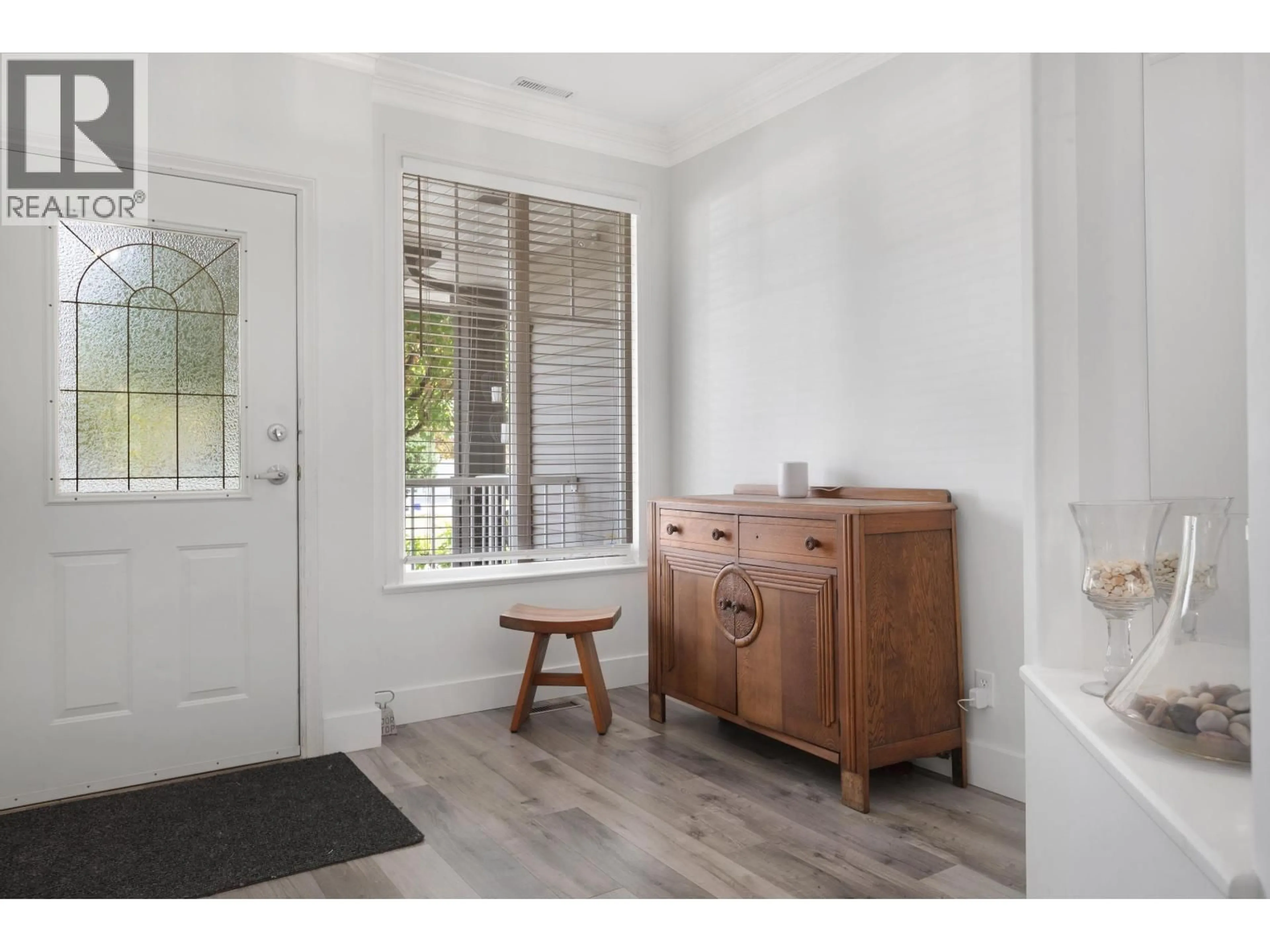 Indoor entryway for 14 - 11358 COTTONWOOD DRIVE, Maple Ridge British Columbia V2X5V5