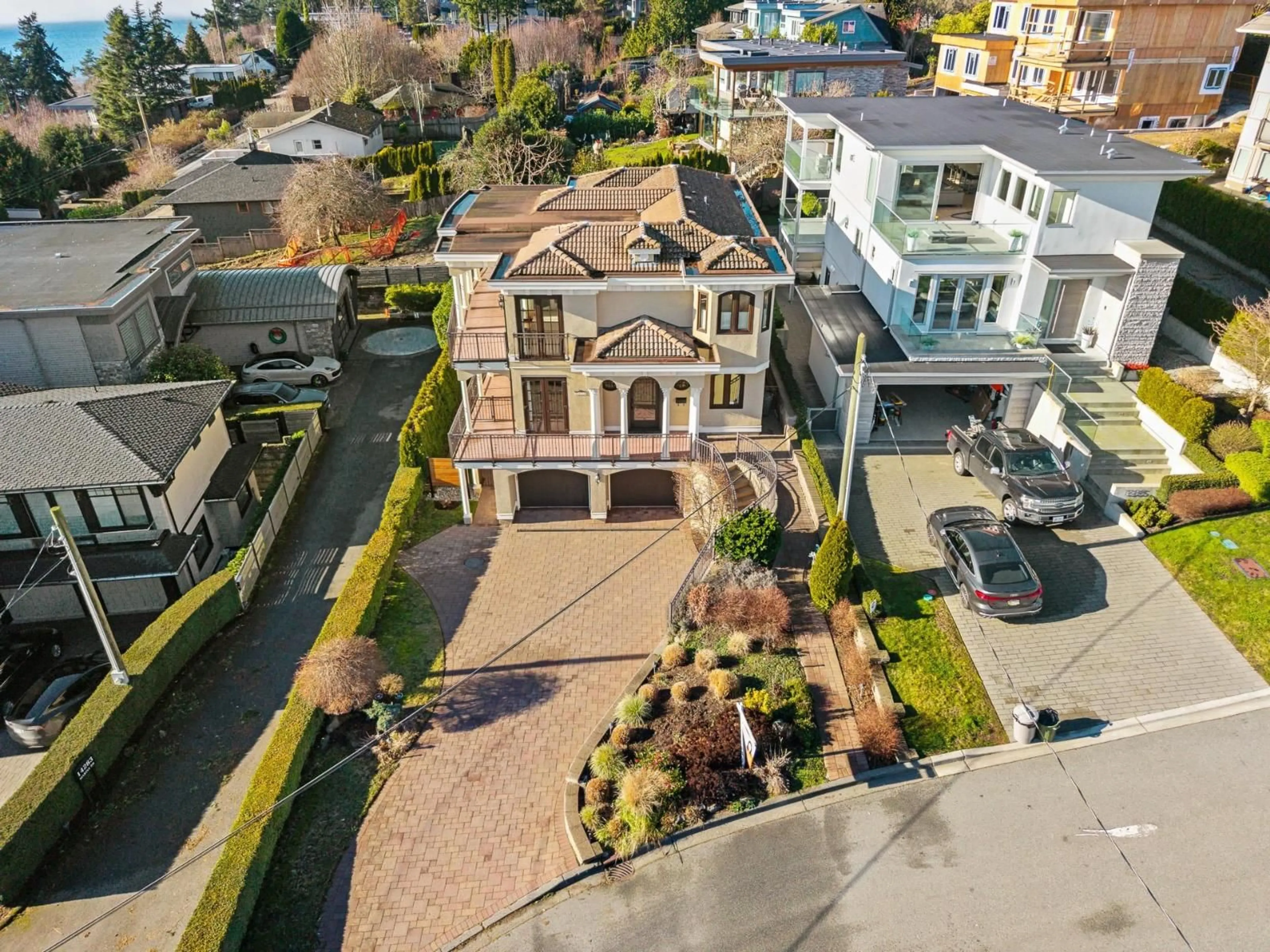 A pic from outside/outdoor area/front of a property/back of a property/a pic from drone, street for 1375 KERFOOT ROAD, White Rock British Columbia V4B3L5