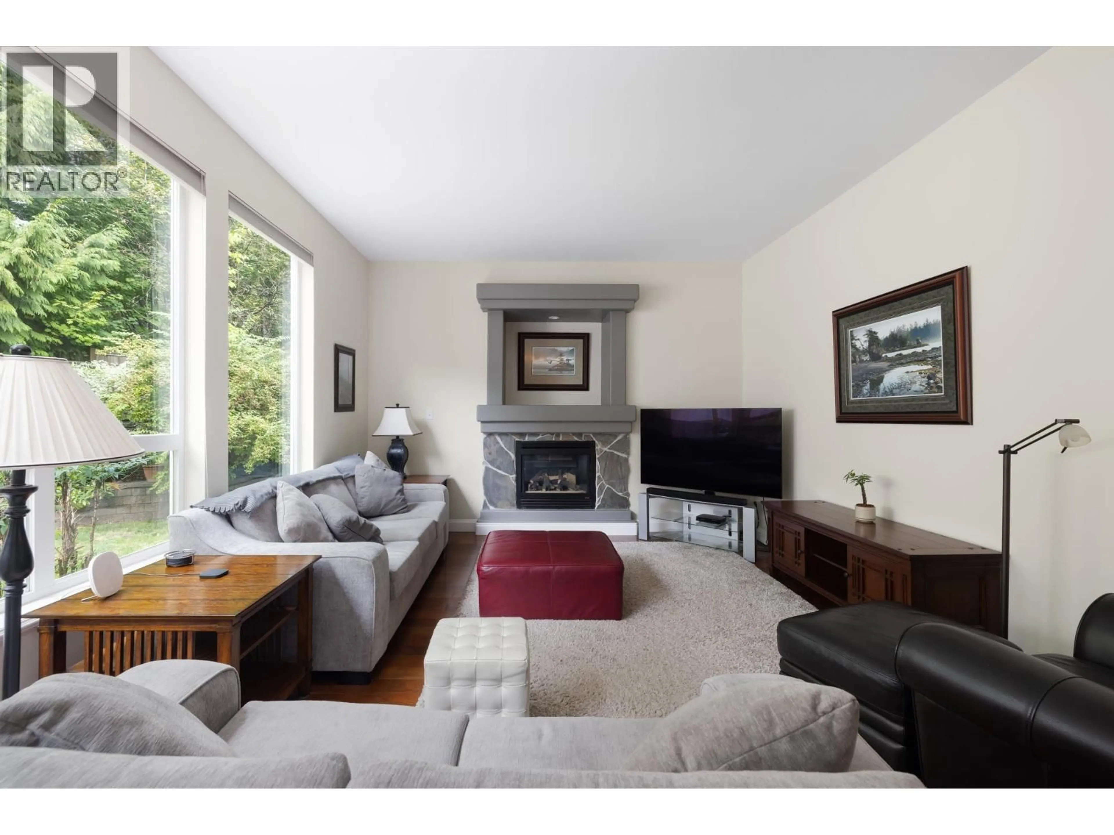 Living room with furniture, unknown for 118 CHESTNUT COURT, Port Moody British Columbia V3H5G4
