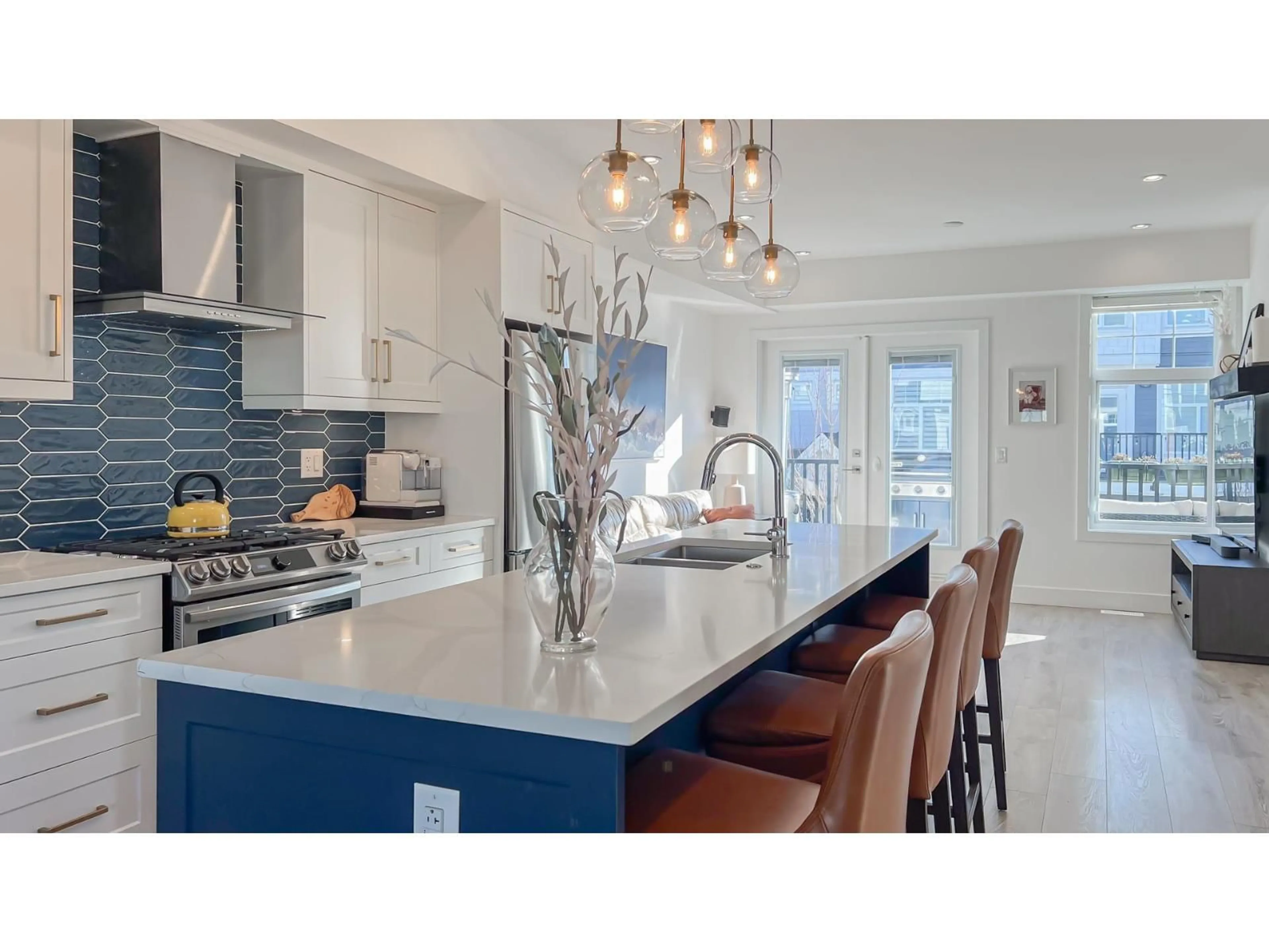 Contemporary kitchen, ceramic/tile floor for 24 - 7167 116 STREET, Delta British Columbia V4E0A6