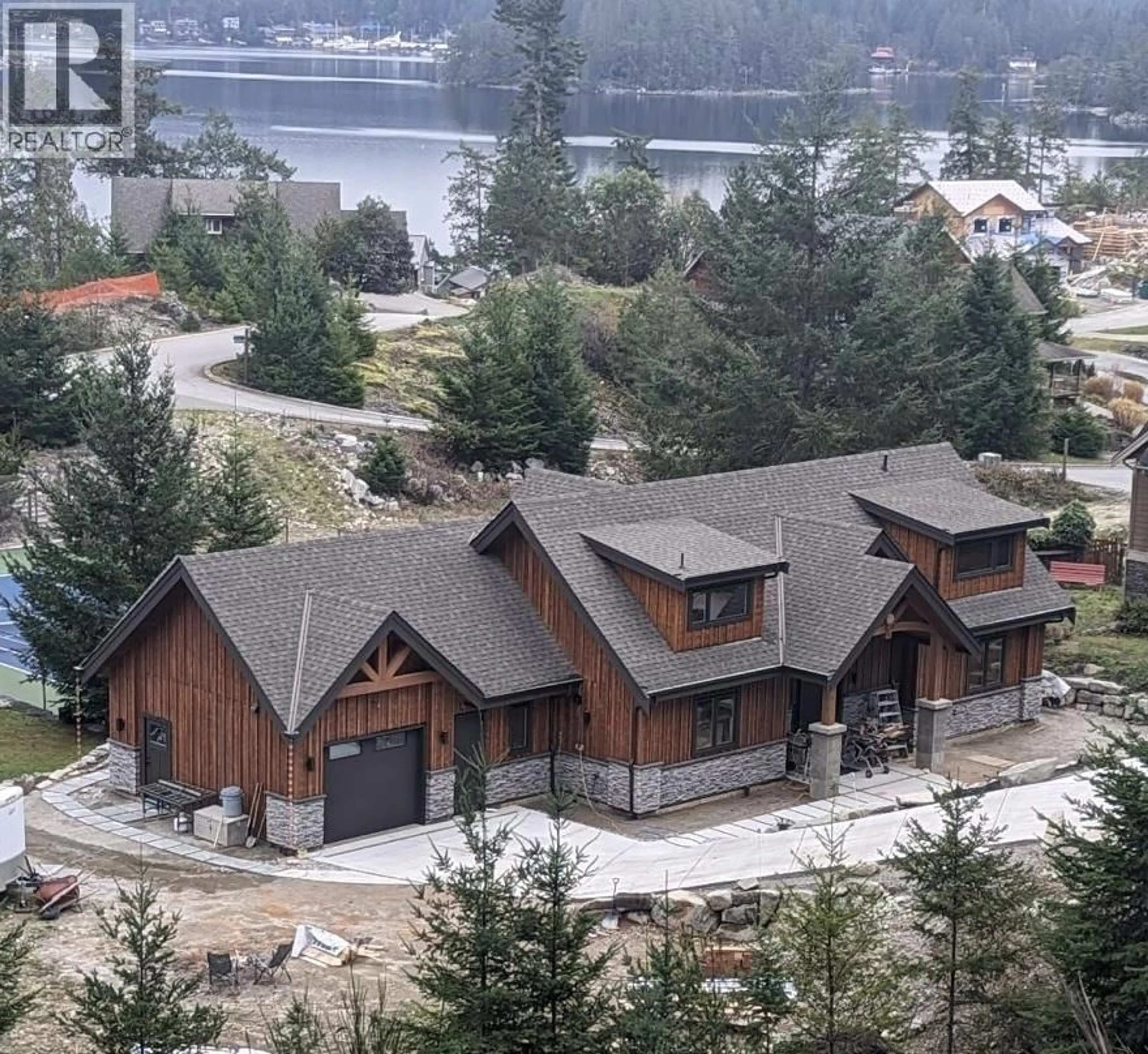 A pic from outside/outdoor area/front of a property/back of a property/a pic from drone, water/lake/river/ocean view for 40 - 4622 SINCLAIR BAY ROAD, Pender Harbour British Columbia V0N1S1