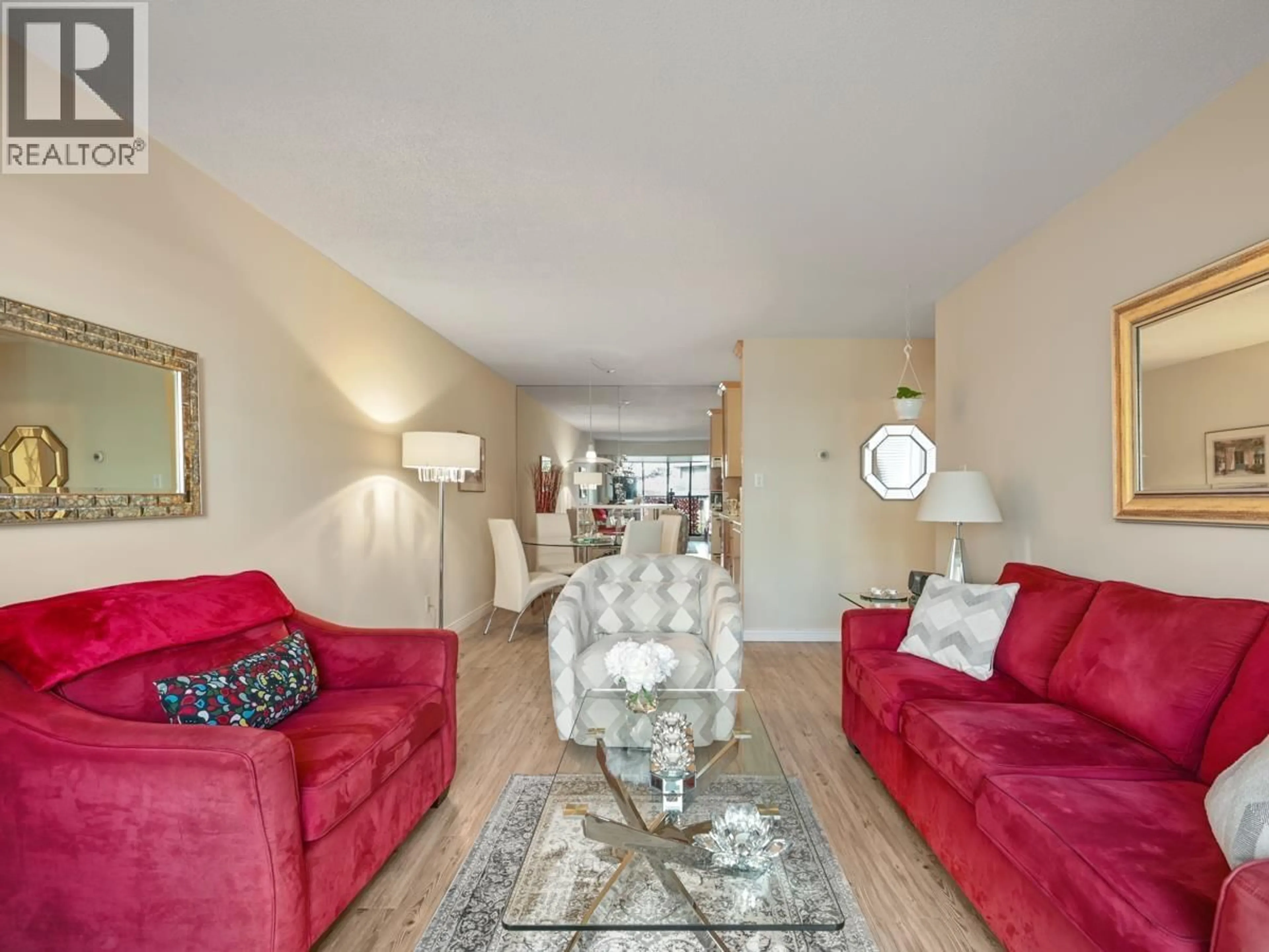 Living room with furniture, unknown for 205 - 307 2ND STREET, North Vancouver British Columbia V7M1E2