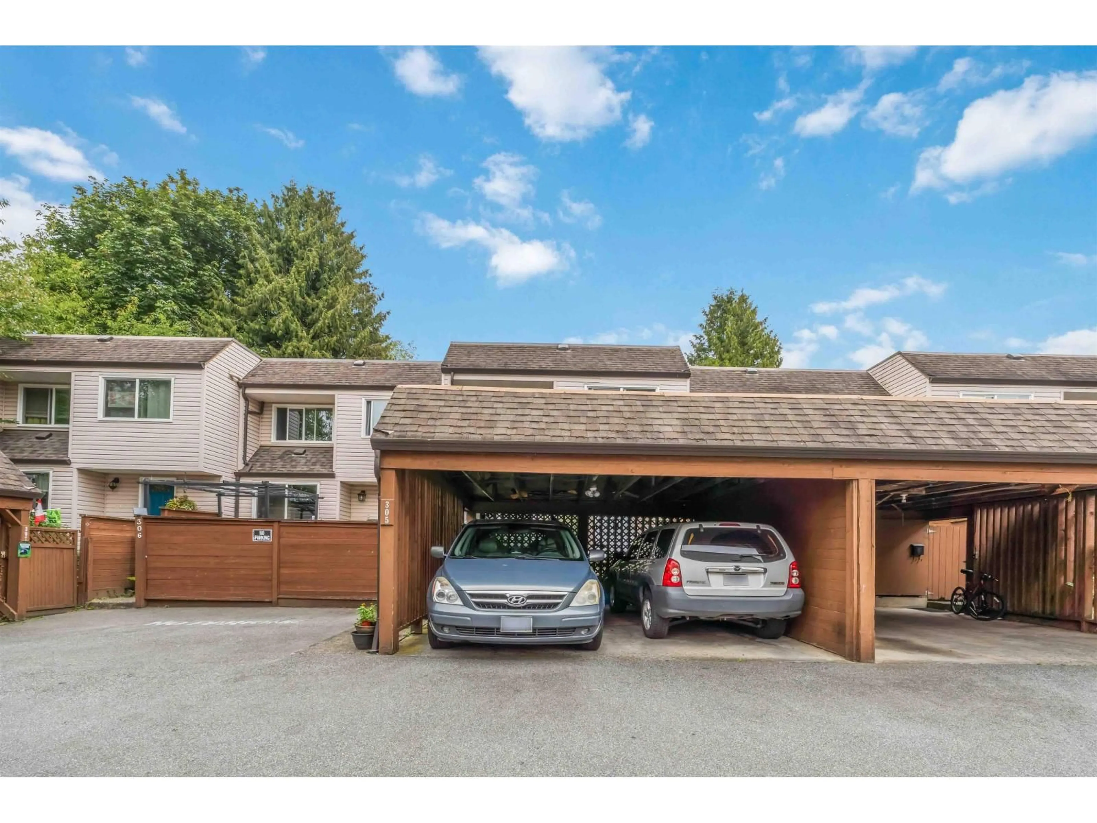 Unknown for 305 - 5074 201A STREET, Langley British Columbia V3A5M8