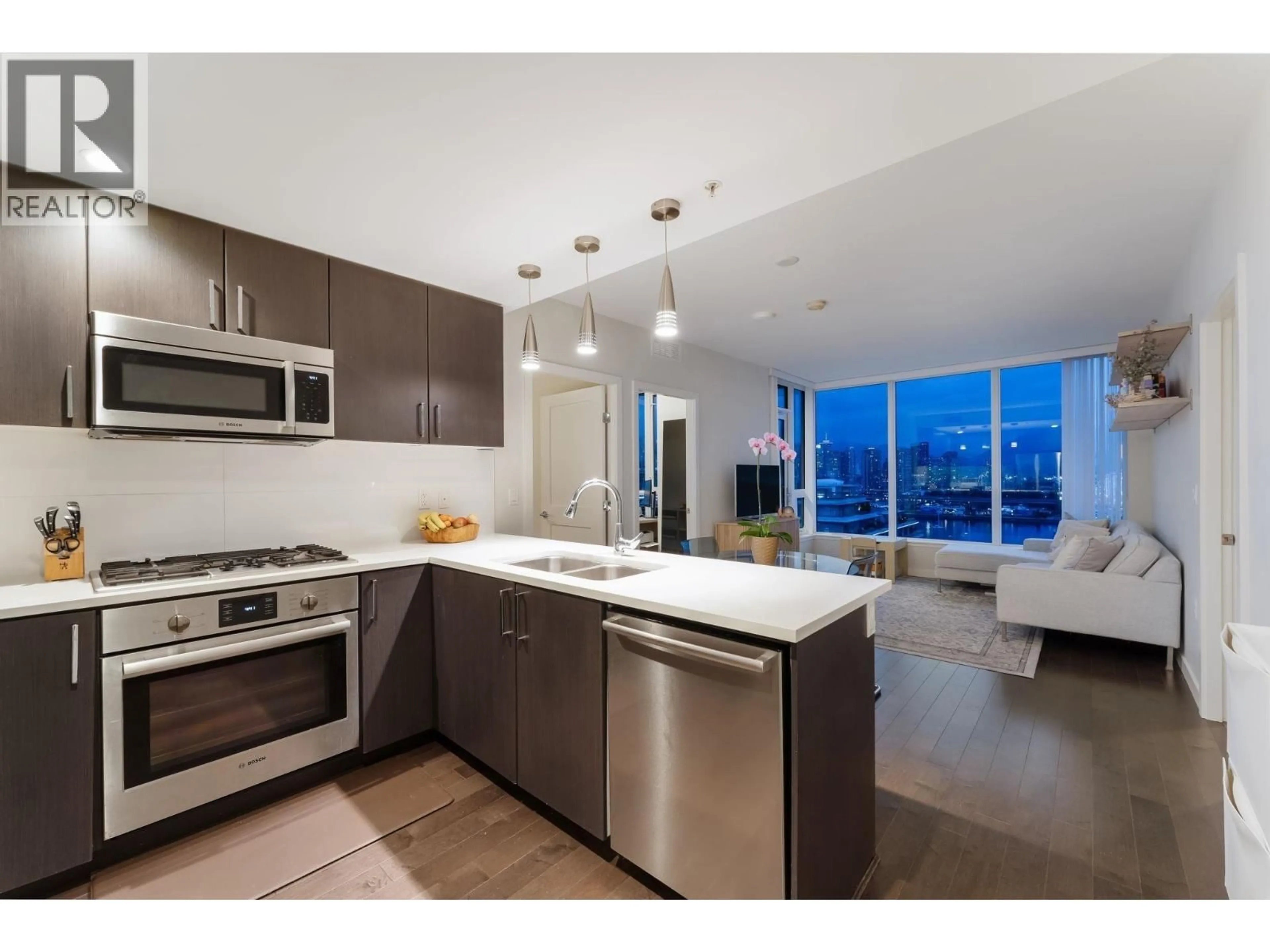 Open concept kitchen, unknown for 1506 - 1708 ONTARIO STREET, Vancouver British Columbia V5T0J7