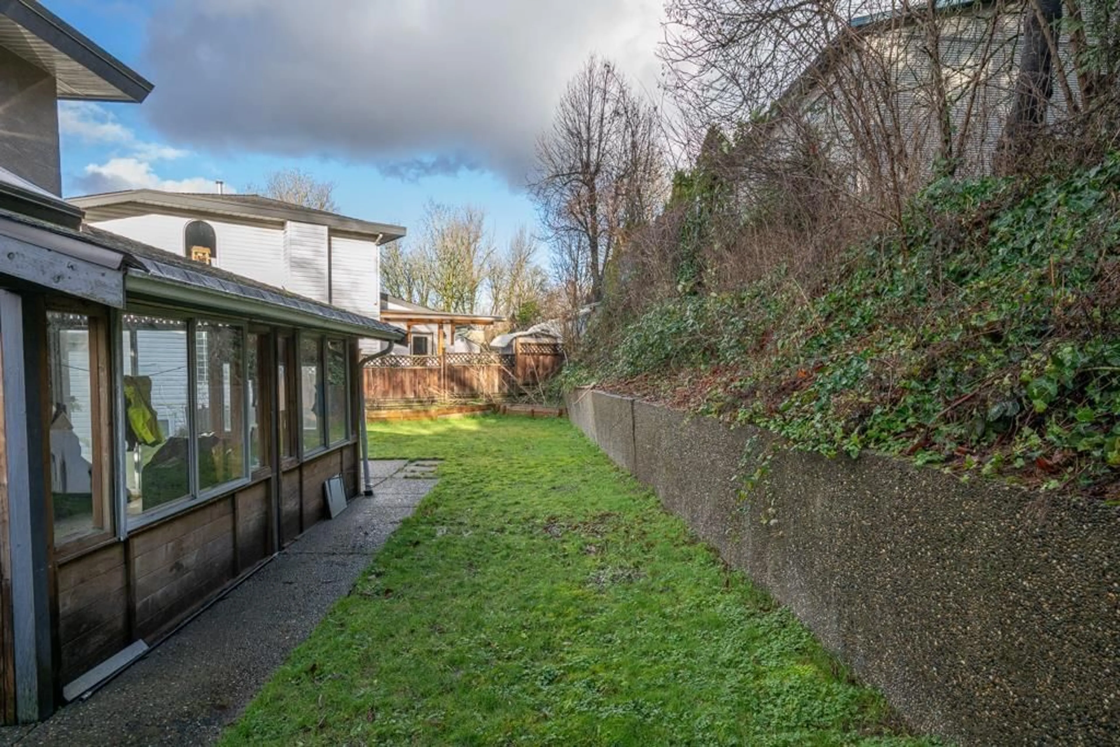 Patio, unknown for 2840 PACIFIC PLACE, Abbotsford British Columbia V2T4X8