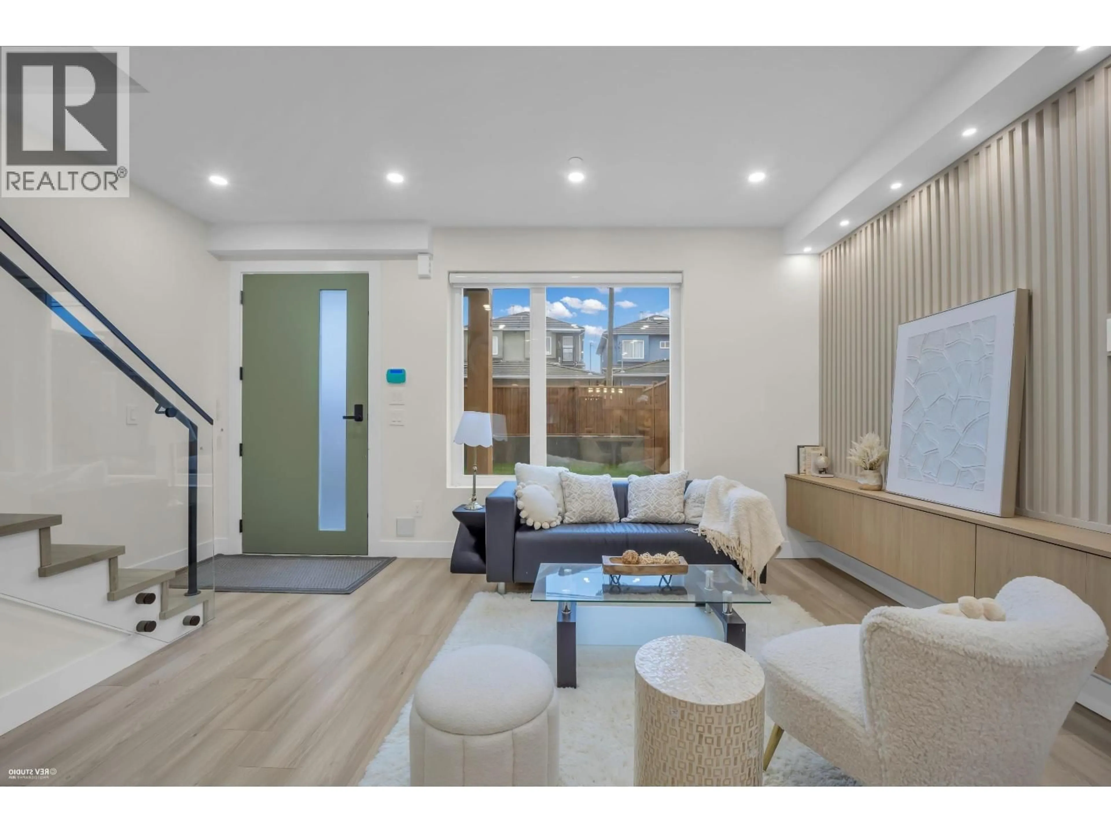 Living room with furniture, unknown for 1 - 1577 58TH AVENUE, Vancouver British Columbia V5P2C1