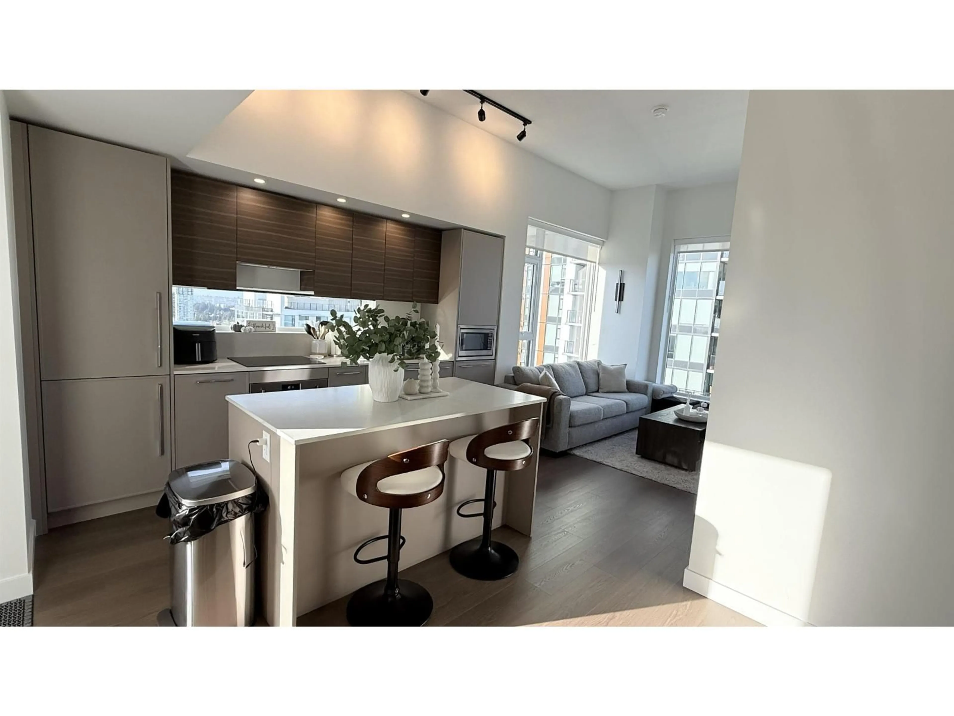 Open concept kitchen, unknown for 3304 - 13745 GEORGE JUNCTION STREET, Surrey British Columbia V3T4Y3