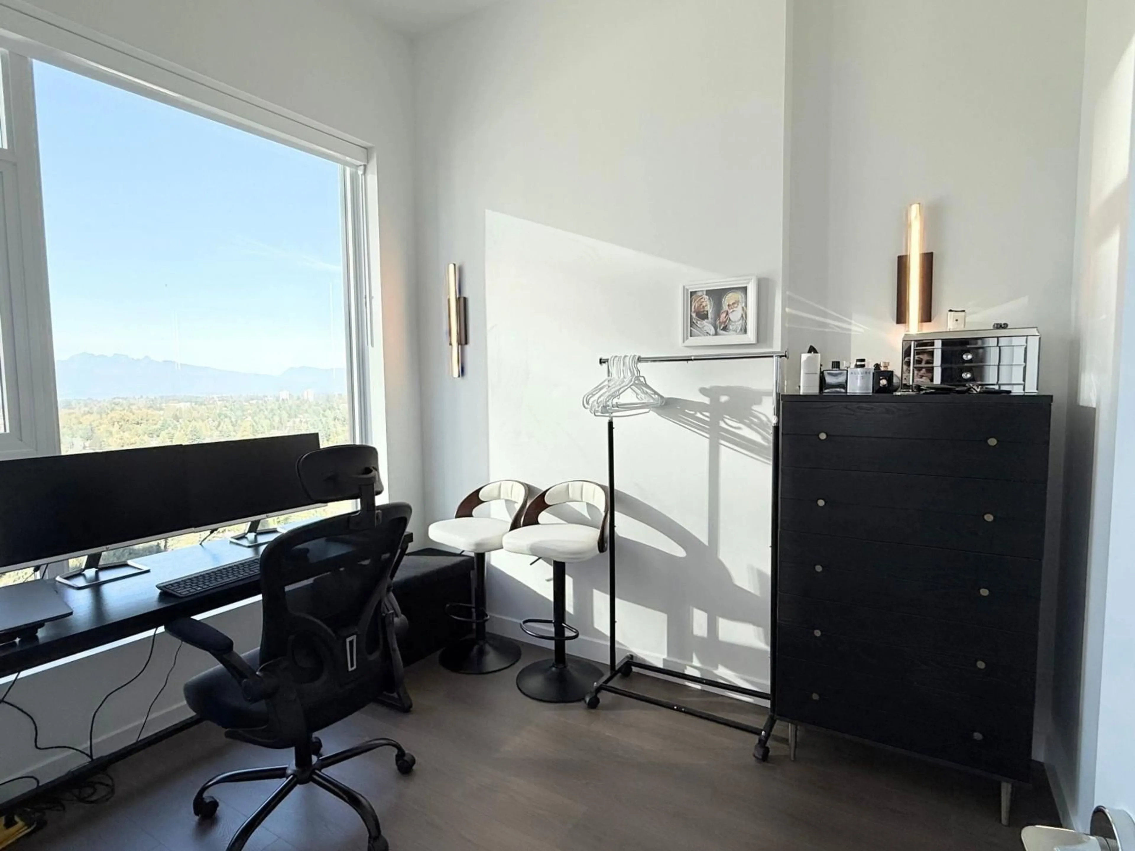 A pic of a room for 3304 - 13745 GEORGE JUNCTION STREET, Surrey British Columbia V3T4Y3