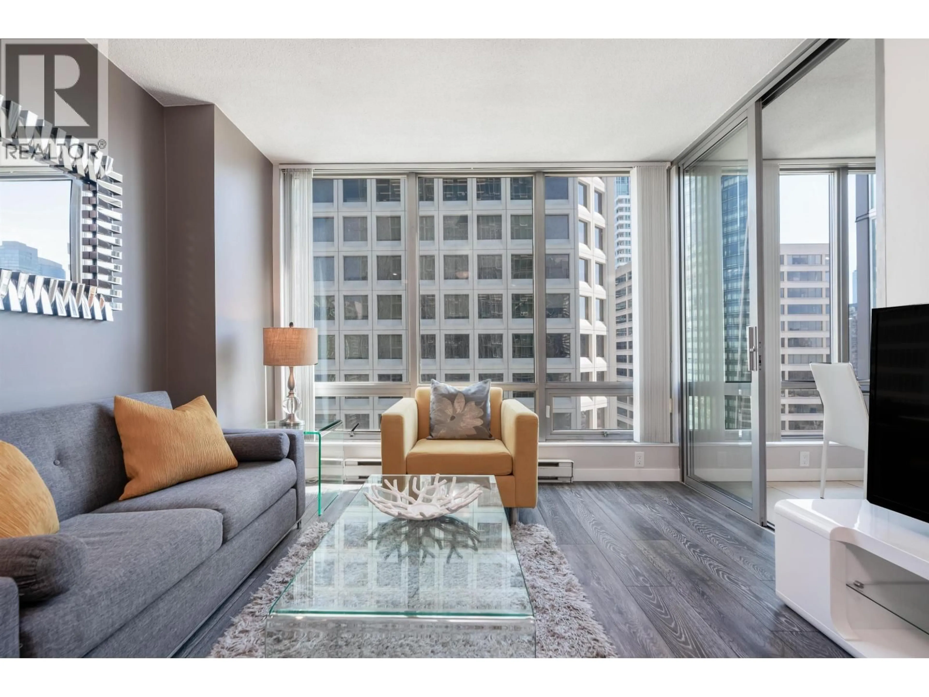 Living room with furniture, unknown for 1505 - 1200 GEORGIA STREET, Vancouver British Columbia V6E4R2