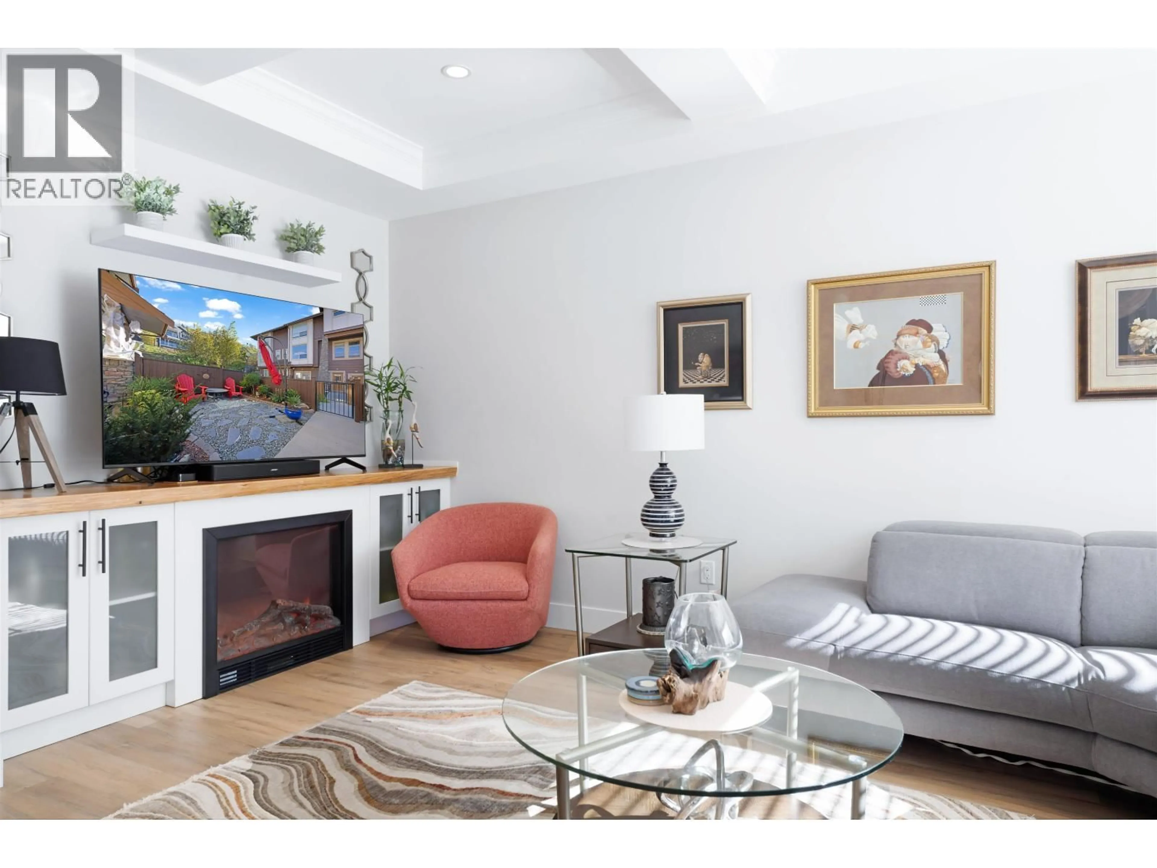 Living room with furniture, unknown for 27 - 10550 248 STREET, Maple Ridge British Columbia V2W0H9