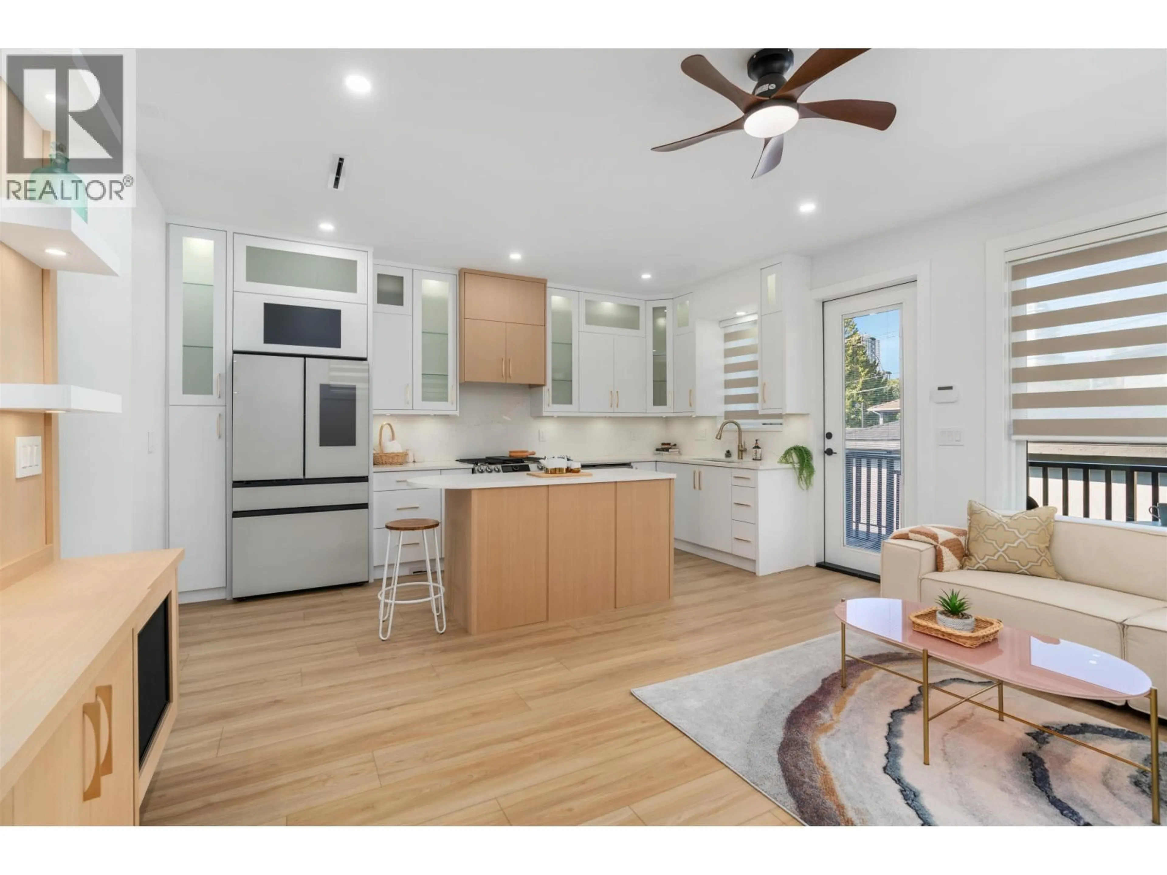 Open concept kitchen, unknown for 3749 UNION STREET, Burnaby British Columbia V5C2W2