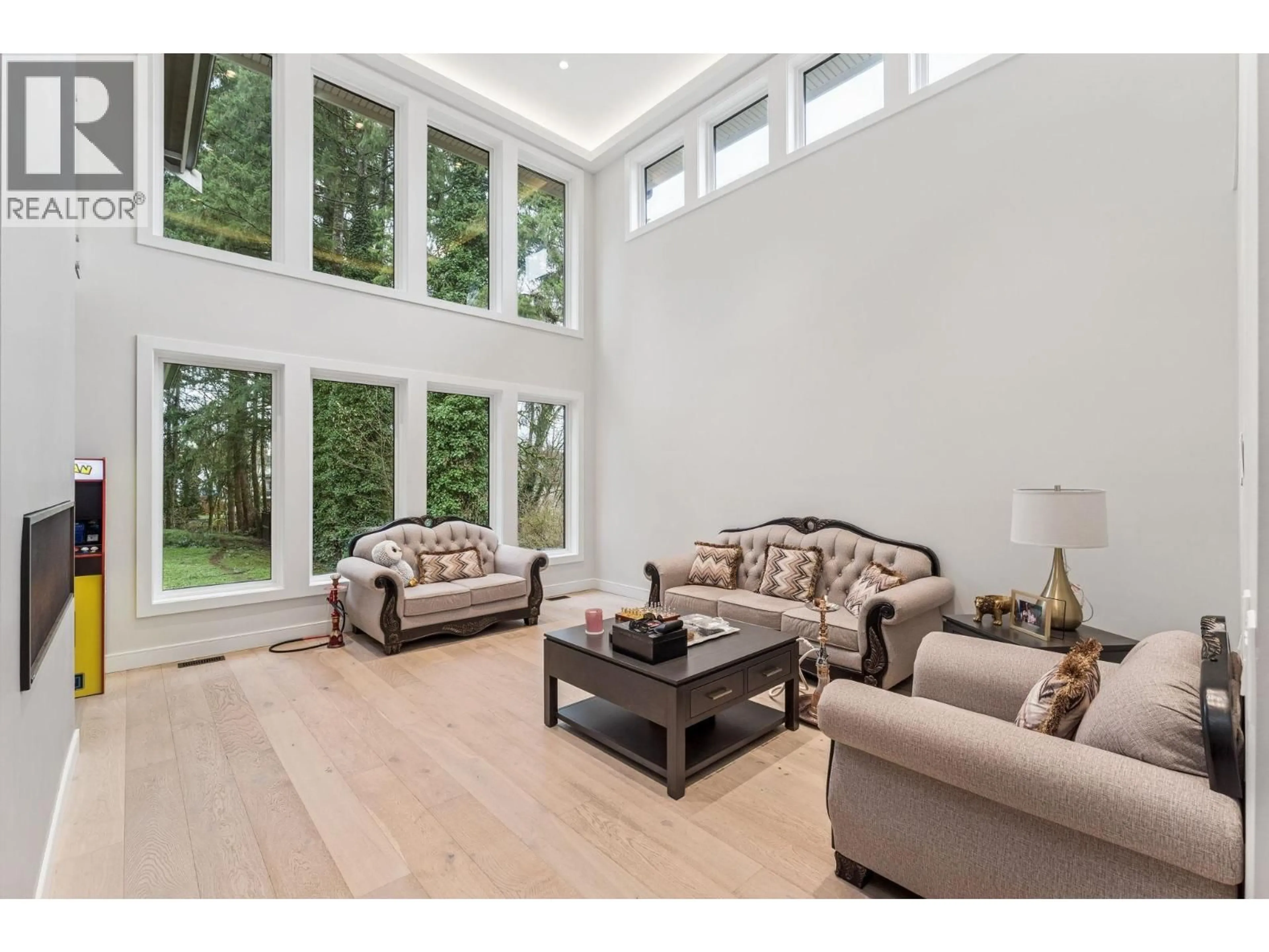 Living room with furniture, wood/laminate floor for 23376 124 AVENUE, Maple Ridge British Columbia V2X4K4