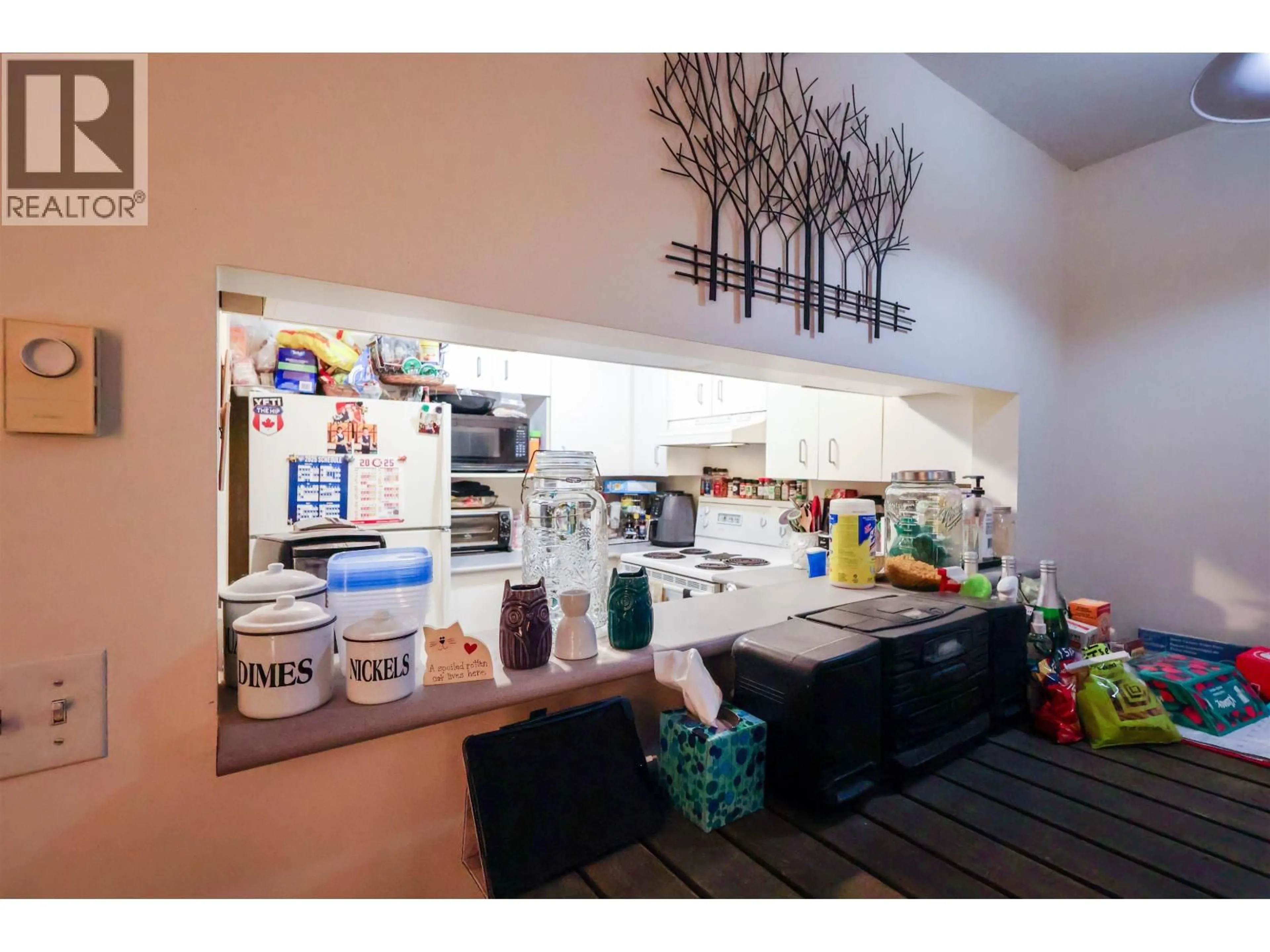 Open concept kitchen, unknown for 205 - 723 TWELFTH STREET, New Westminster British Columbia V3M4J8