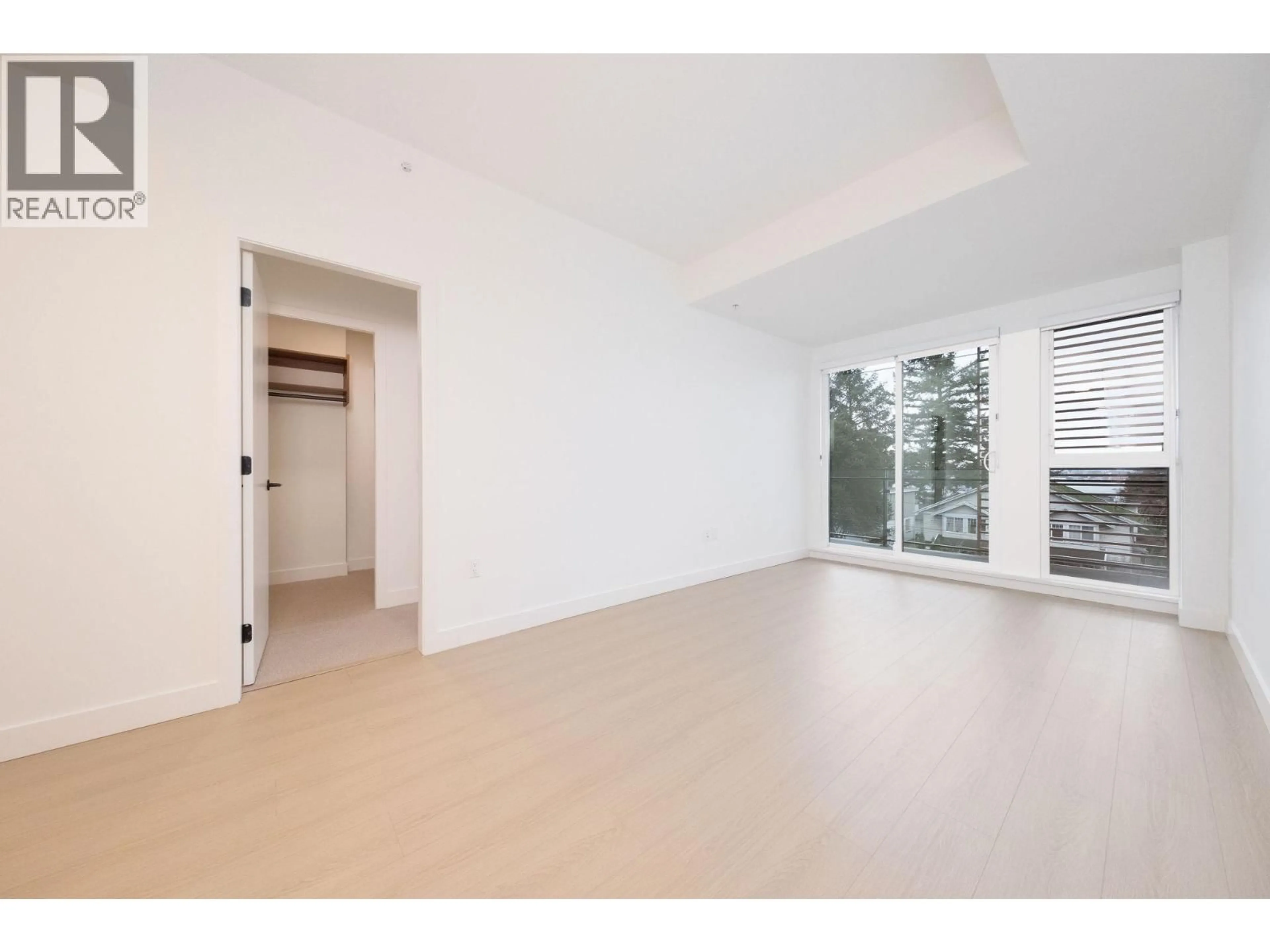 A pic of a room for 310 - 422 3RD STREET, North Vancouver British Columbia V7L0K1