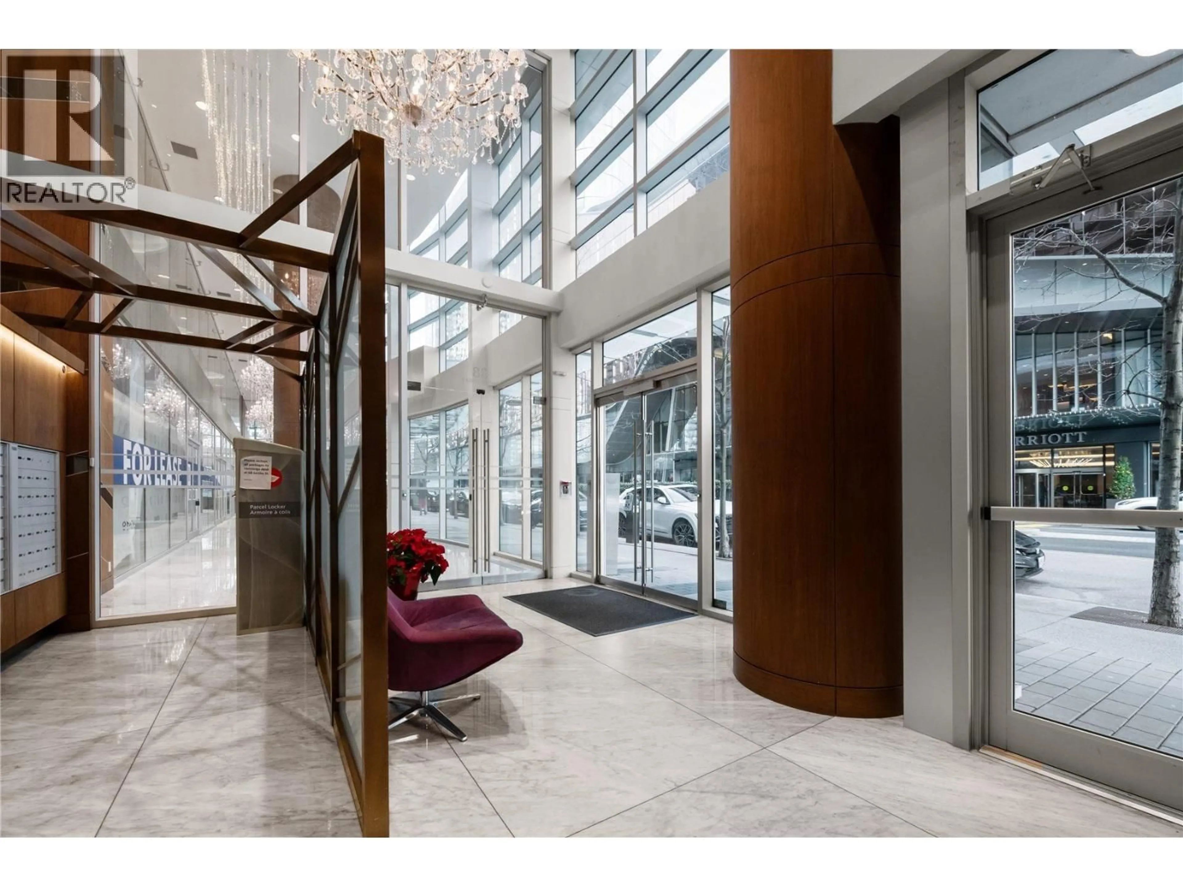 Indoor foyer for 1256 - 38 SMITHE STREET, Vancouver British Columbia V6B0P3