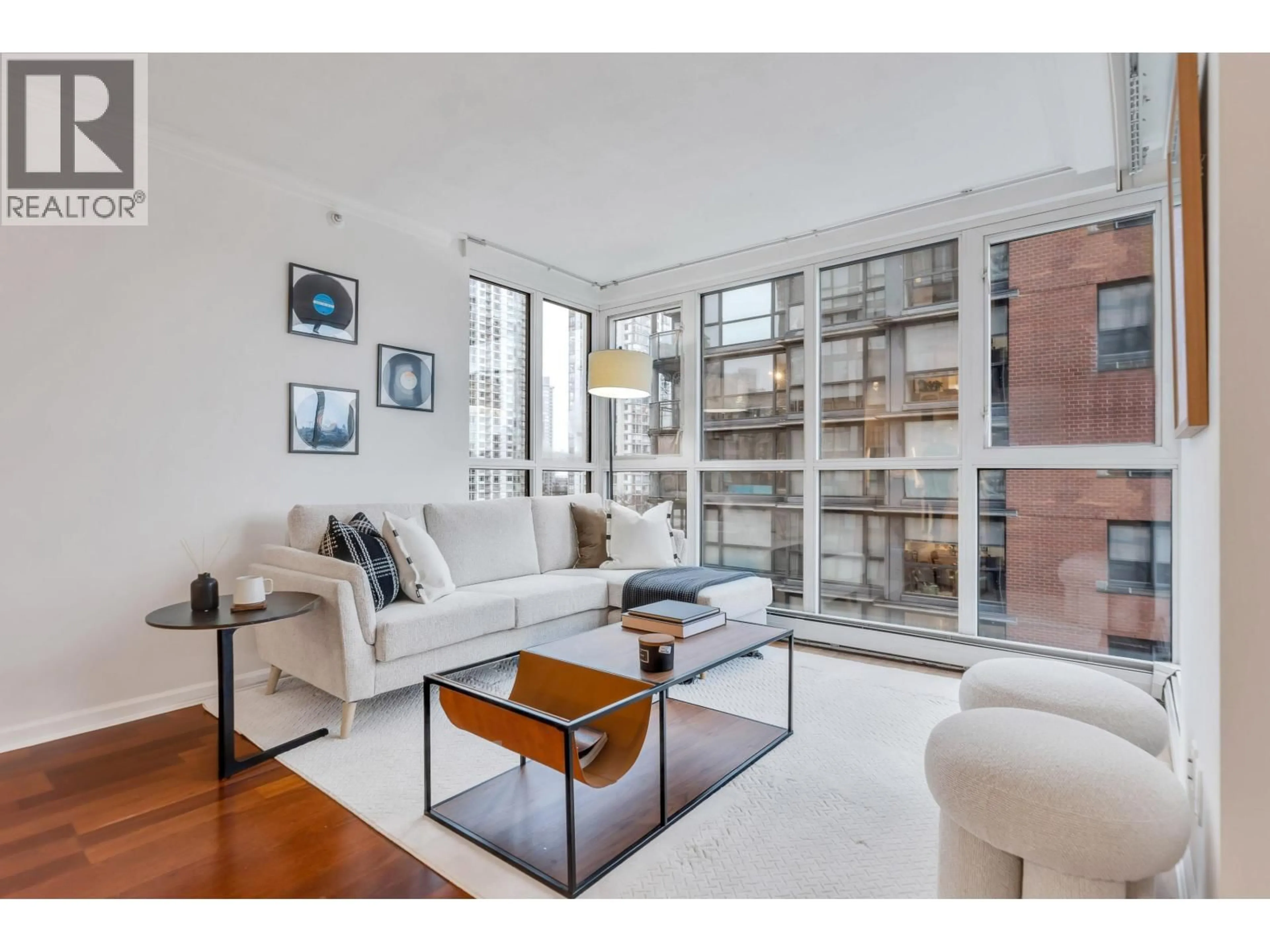 Living room with furniture, unknown for 8A - 199 DRAKE STREET, Vancouver British Columbia V6Z2T9