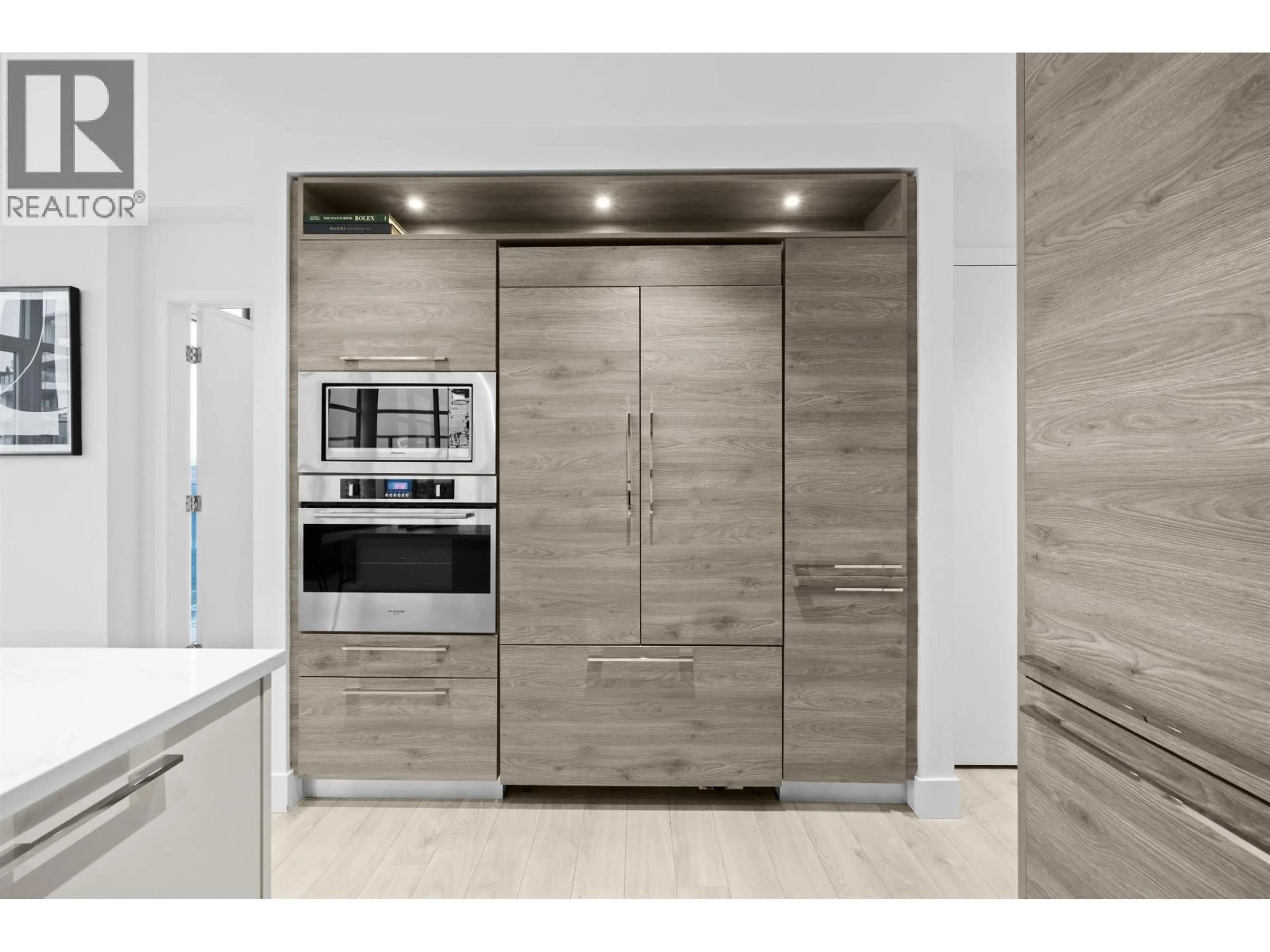 Contemporary kitchen, unknown for PH 2901 - 7303 NOBLE LANE, Burnaby British Columbia V3N0H2